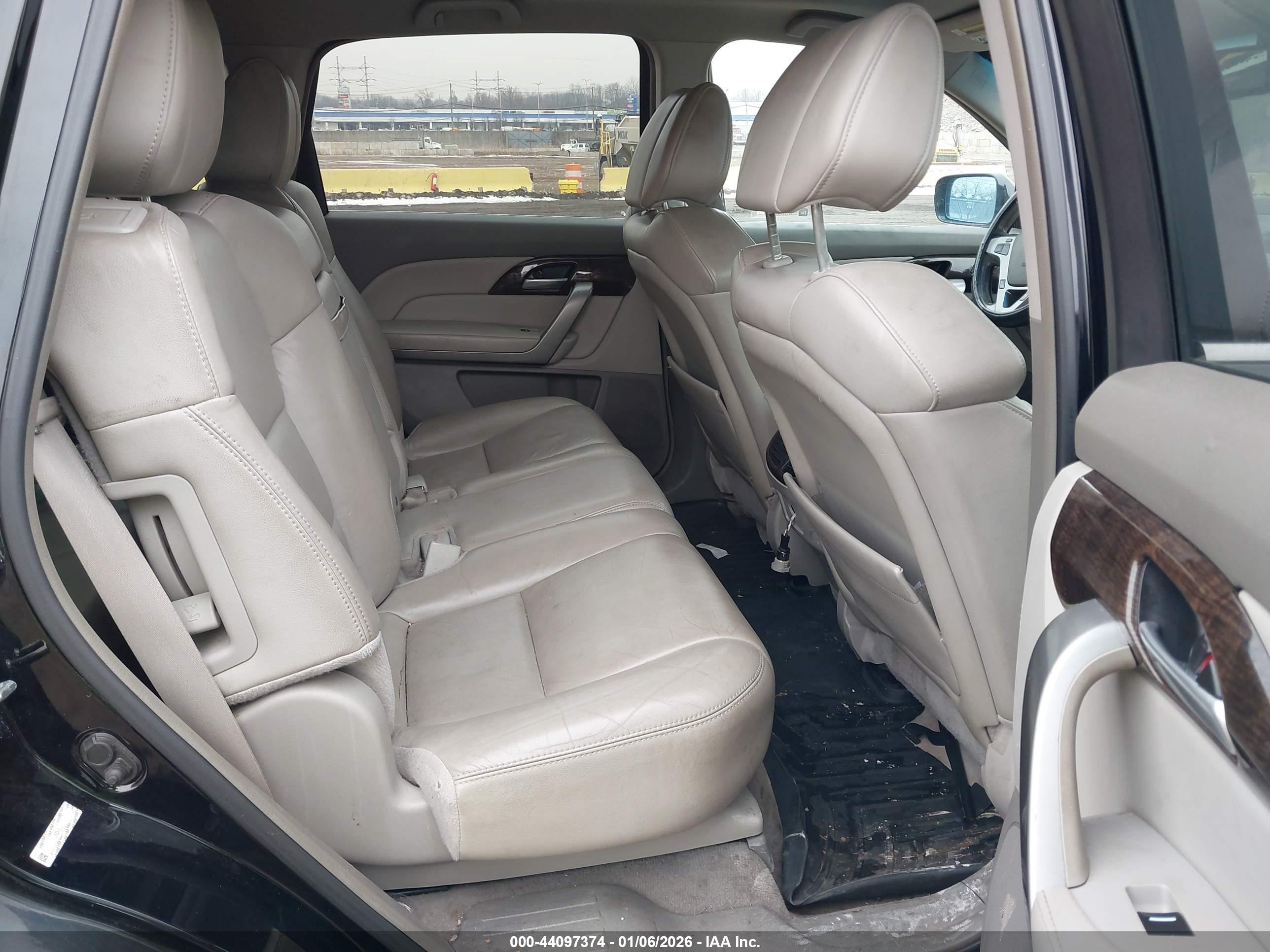 ACURA MDX image 8