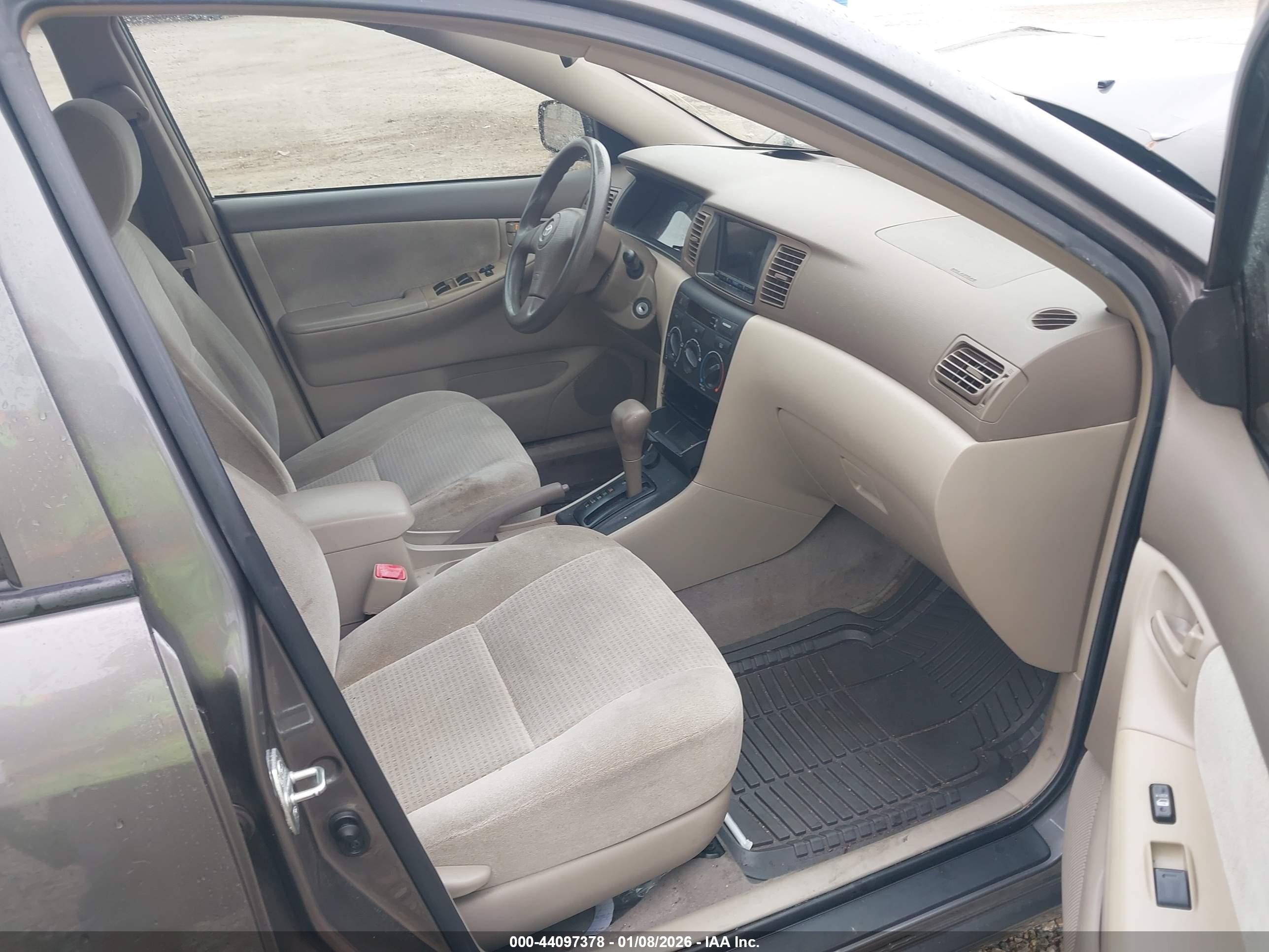TOYOTA COROLLA image 5