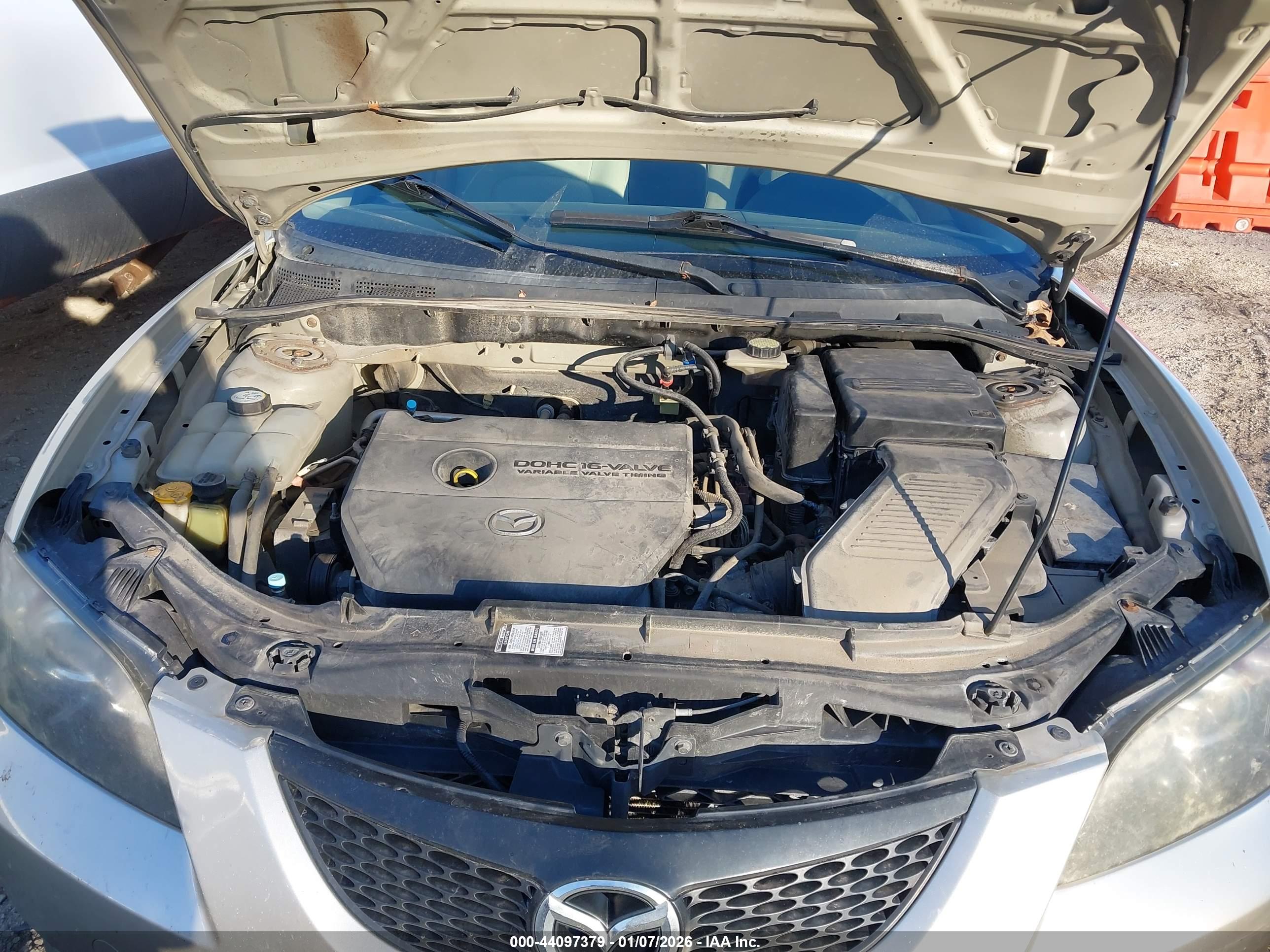 MAZDA MAZDA3 image 10