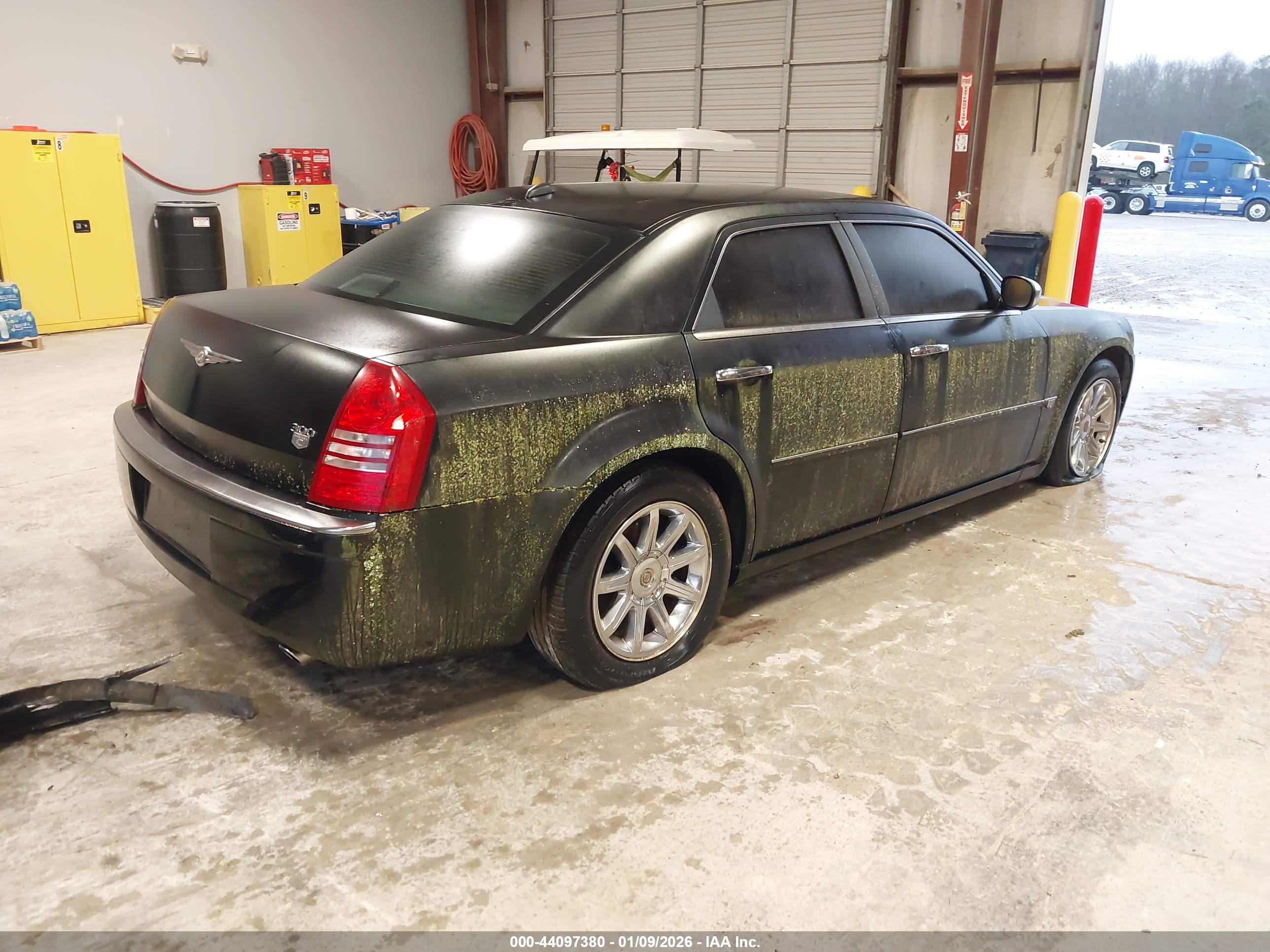 CHRYSLER 300C image 4