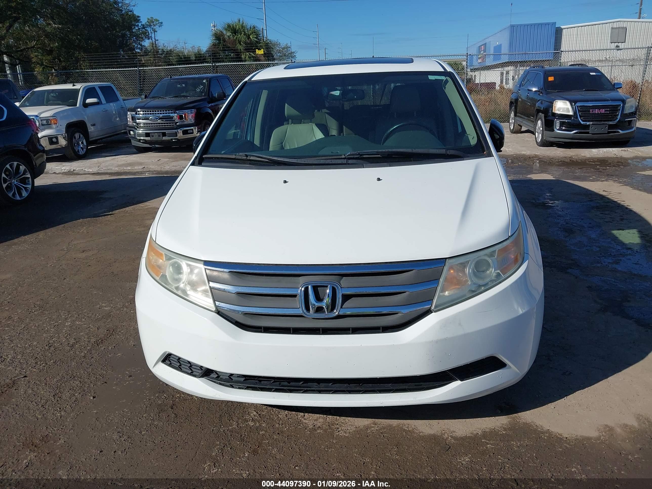 HONDA ODYSSEY image 6