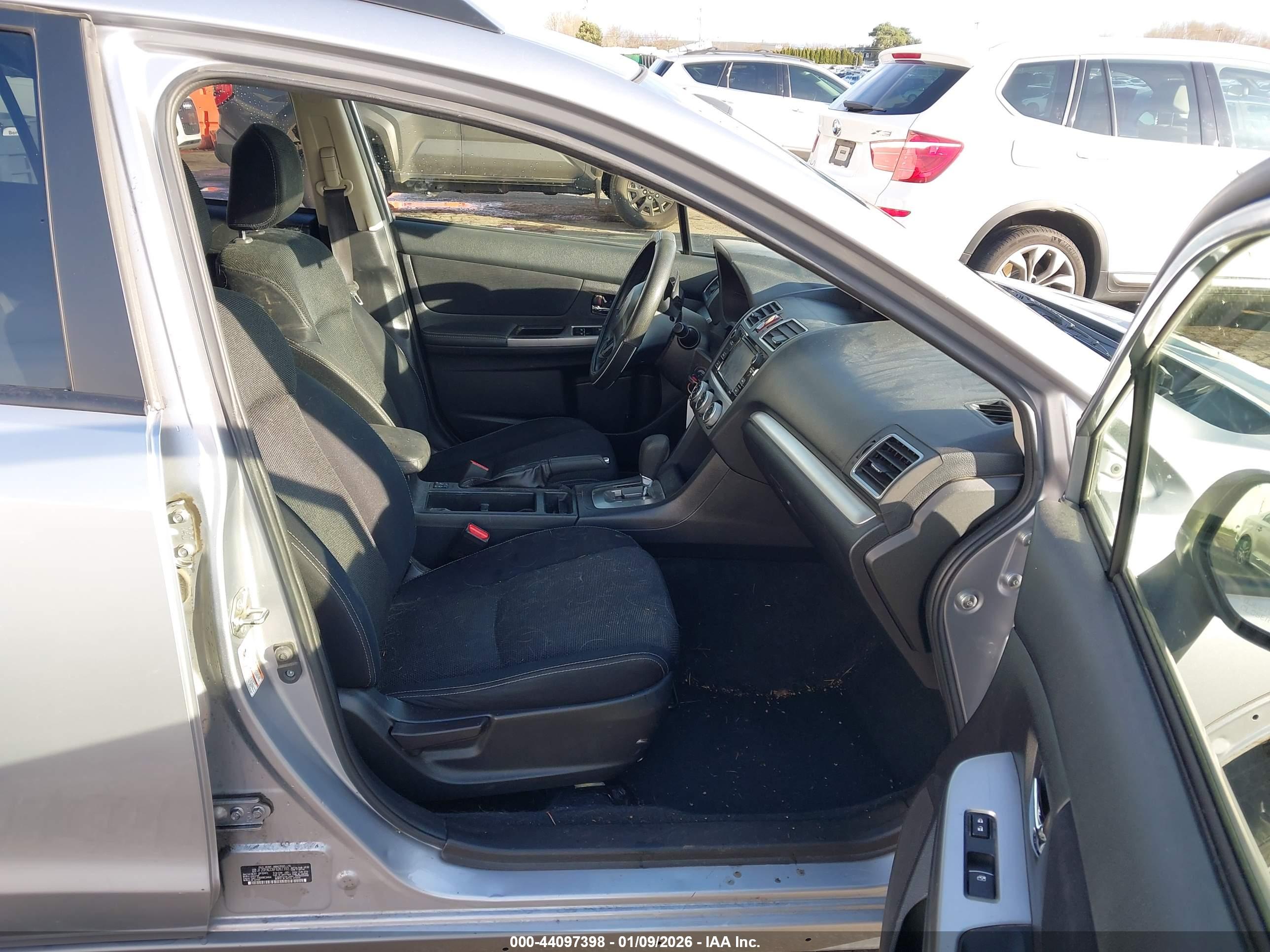 SUBARU XV image 5
