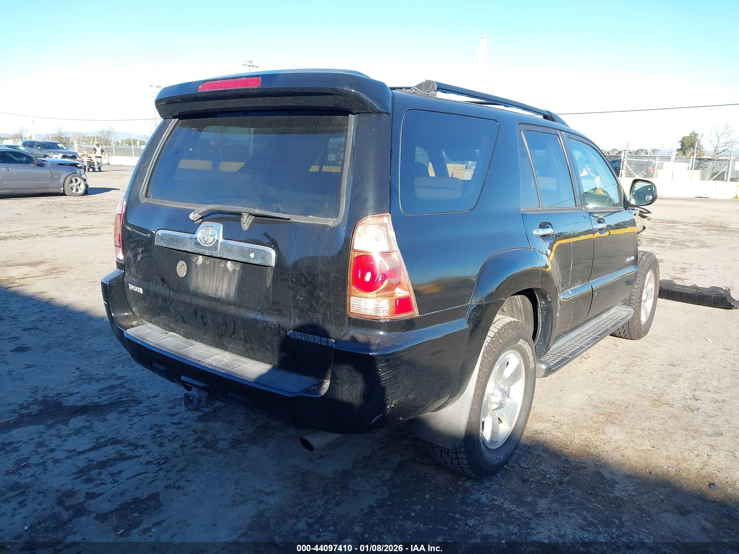 TOYOTA 4RUNNER image 4