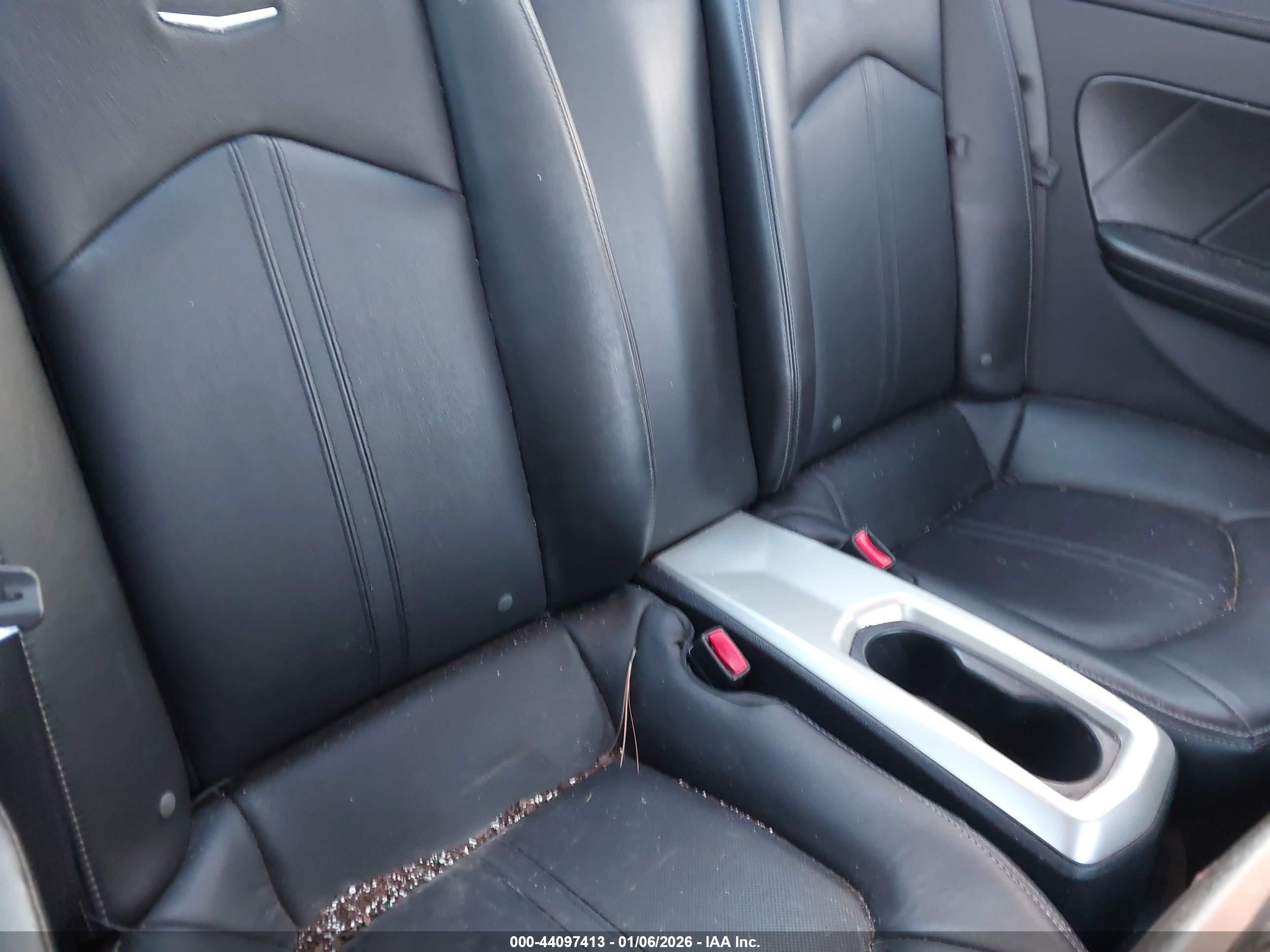 CADILLAC CTS image 8