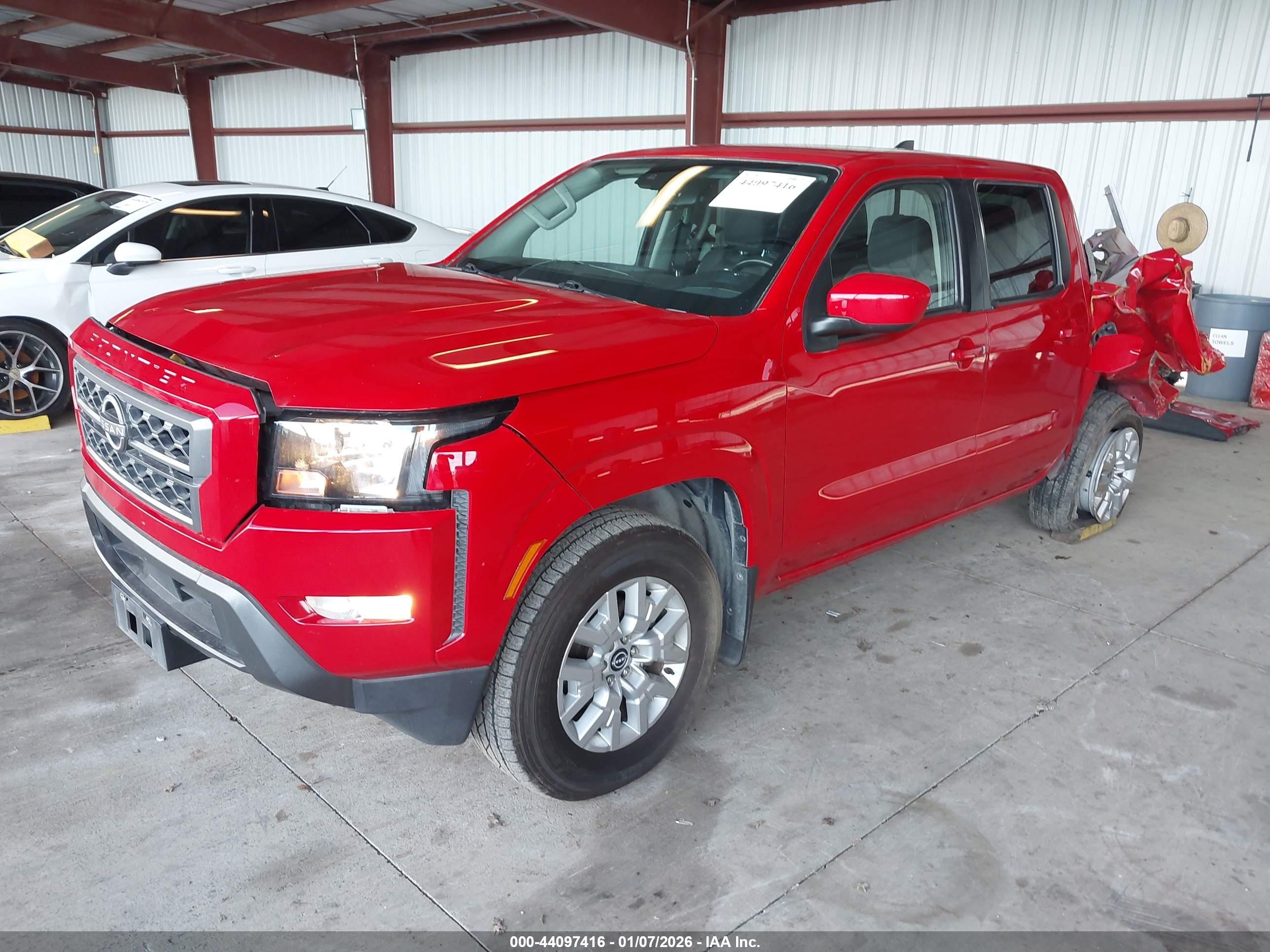 NISSAN FRONTIER image 2