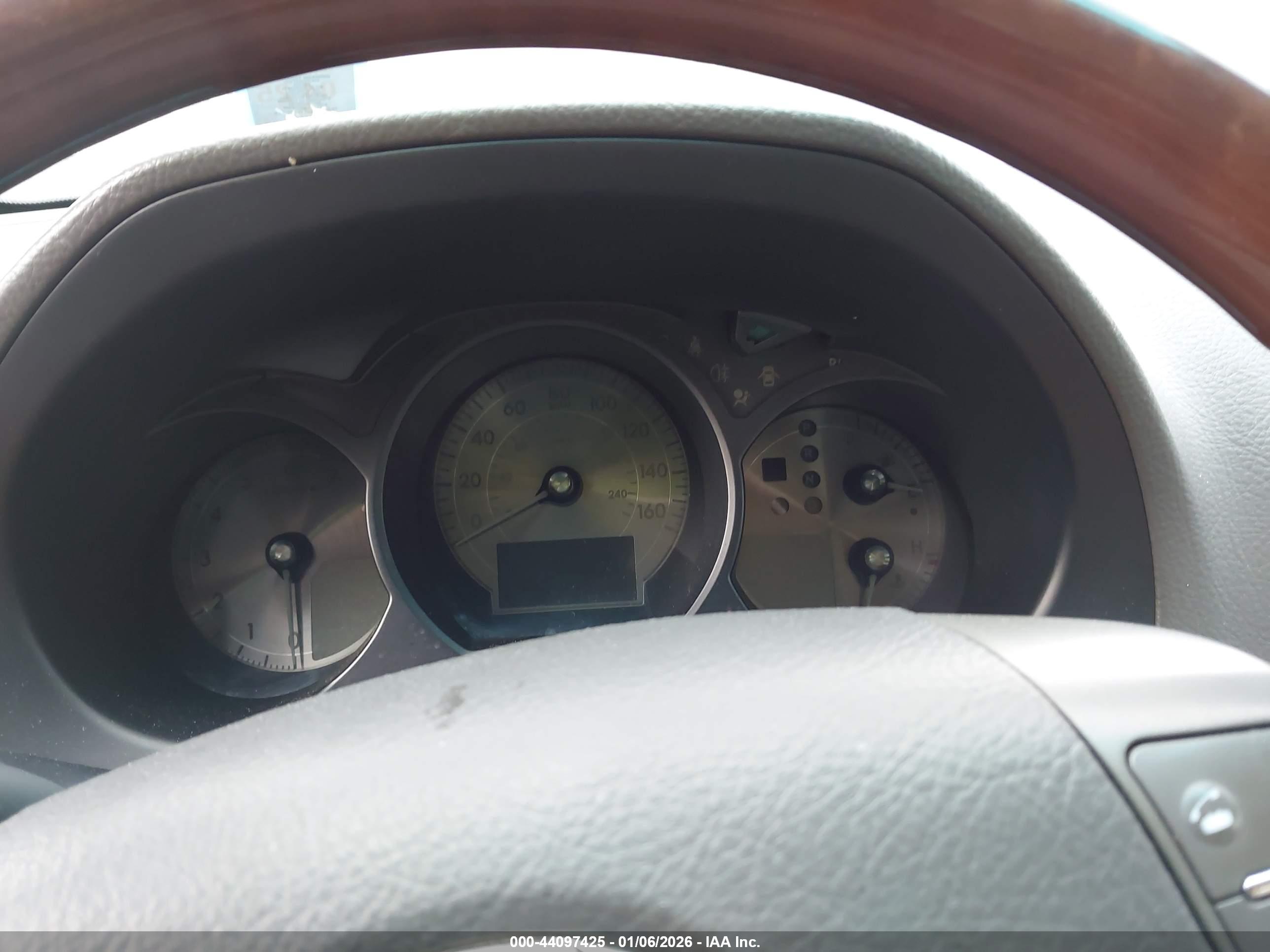 LEXUS GS image 7