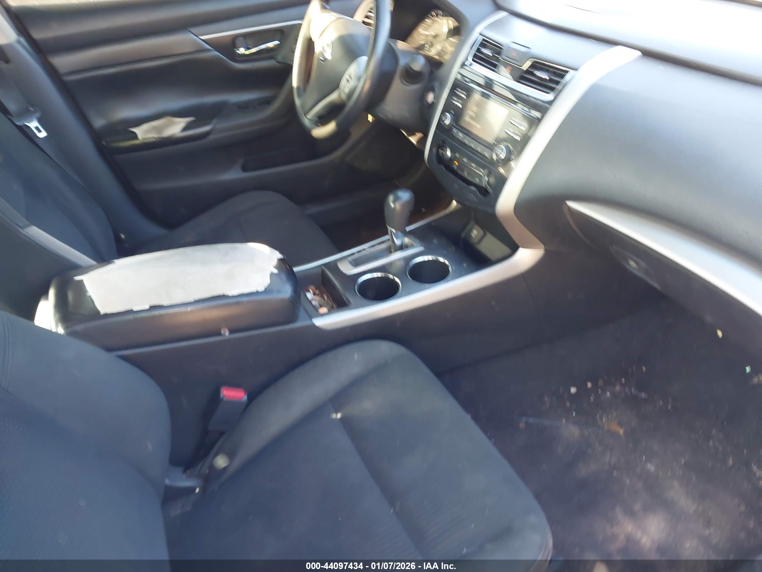 NISSAN ALTIMA image 5