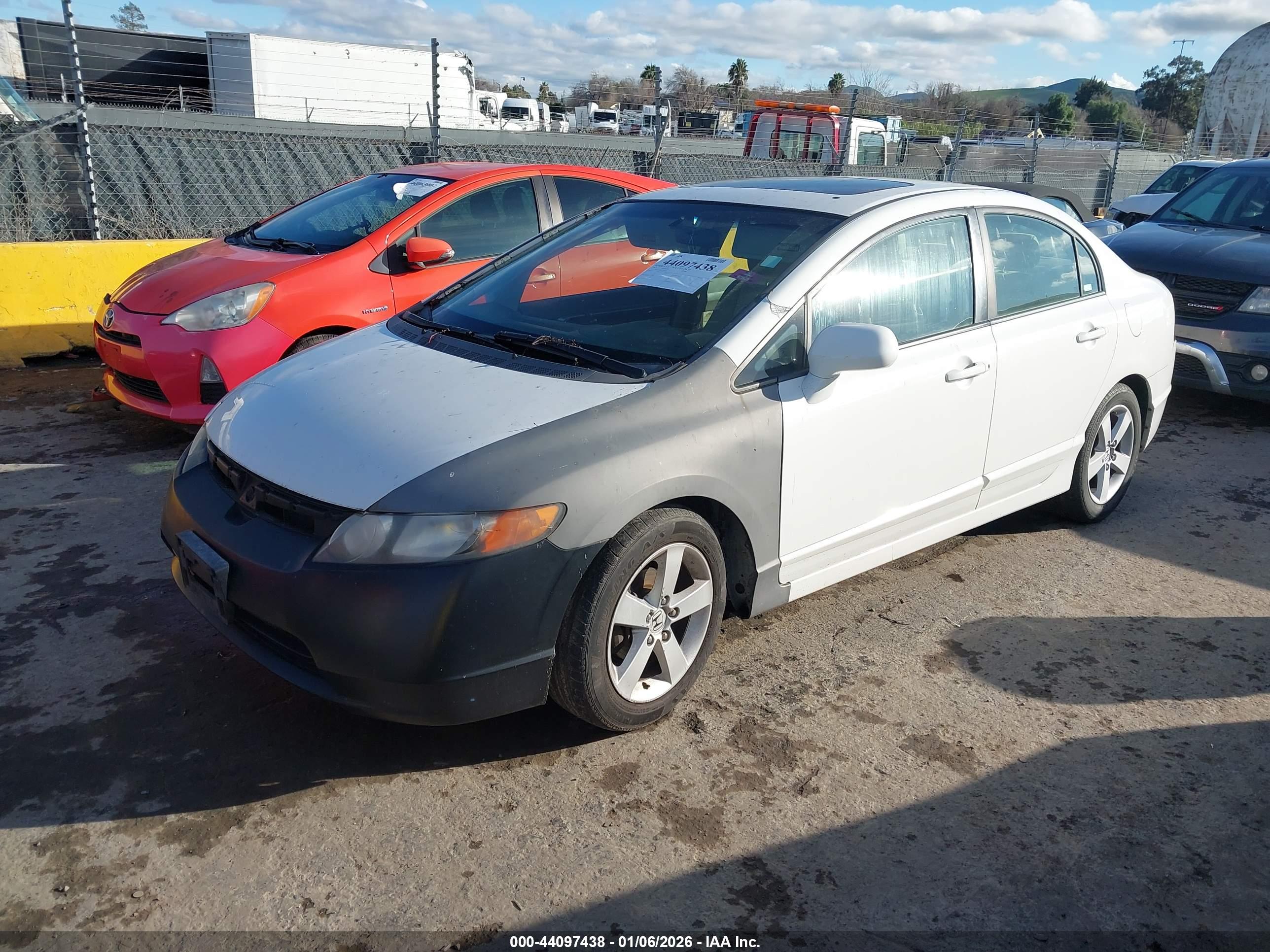 HONDA CIVIC image 2