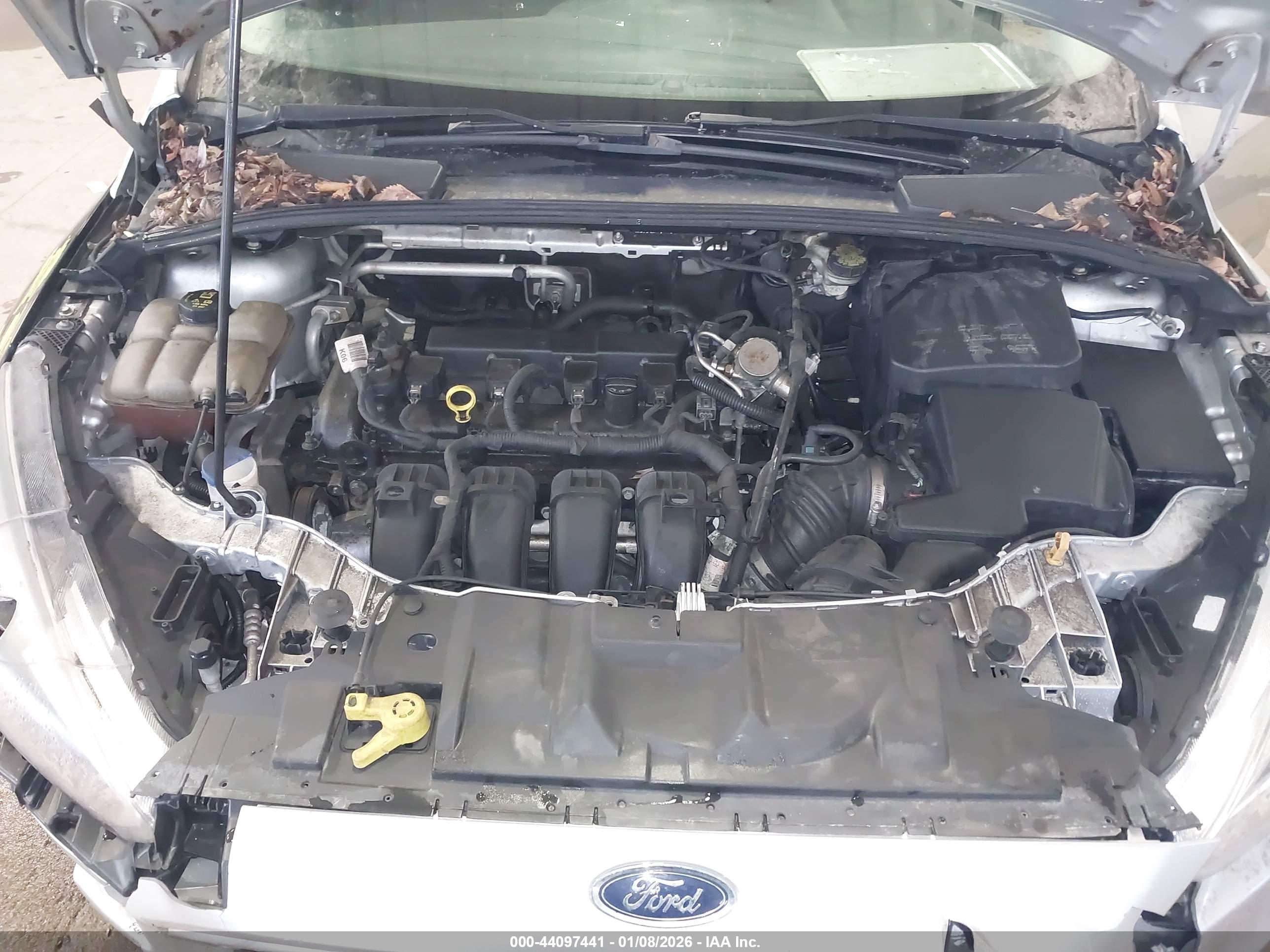 FORD FOCUS image 10