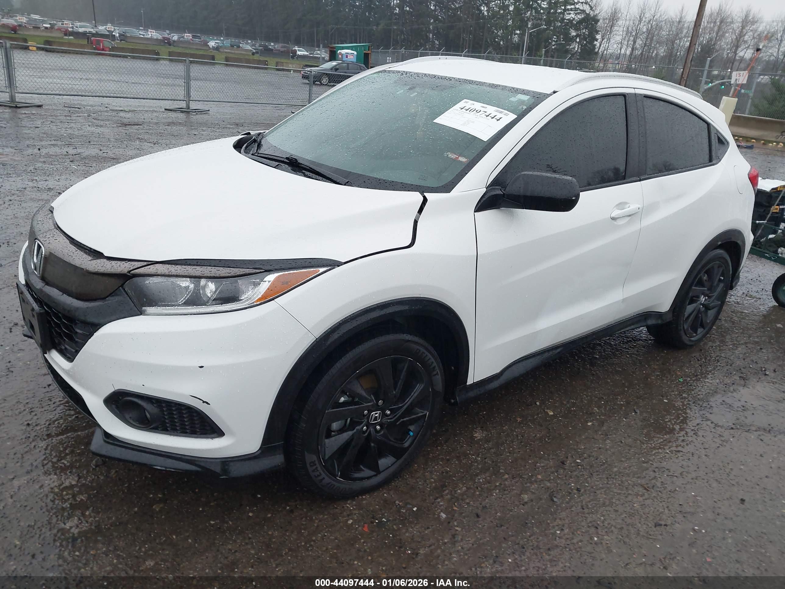HONDA HR-V image 2