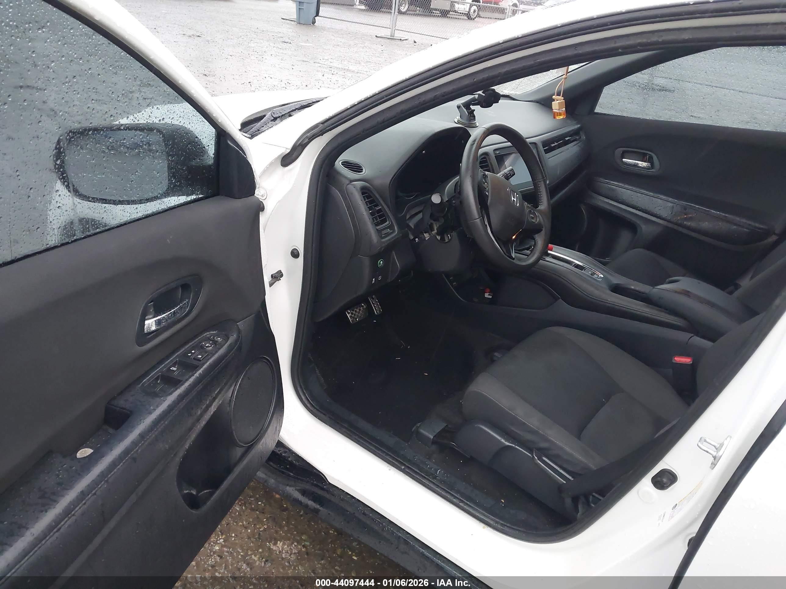 HONDA HR-V image 5