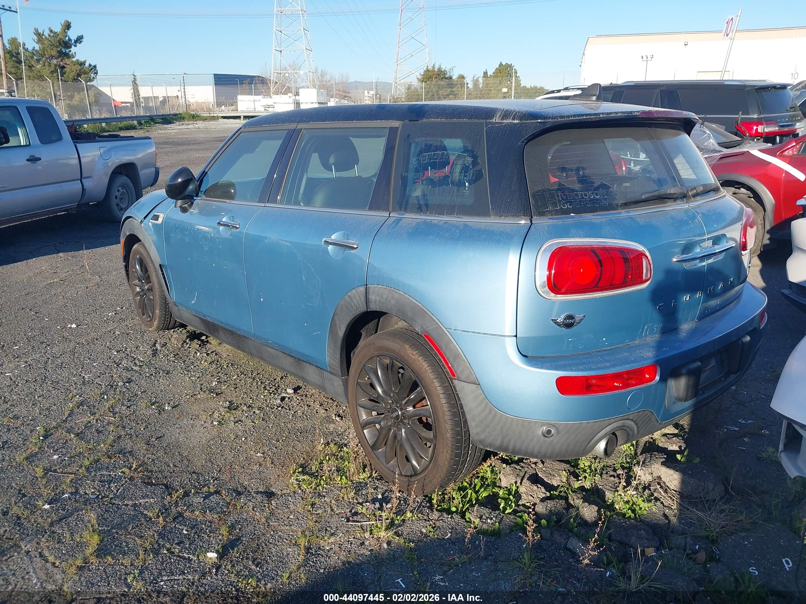 MINI CLUBMAN image 3