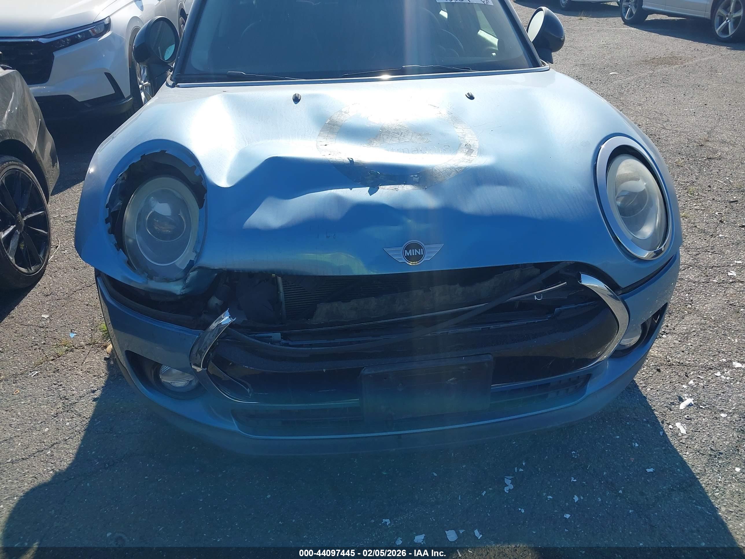 MINI CLUBMAN image 6