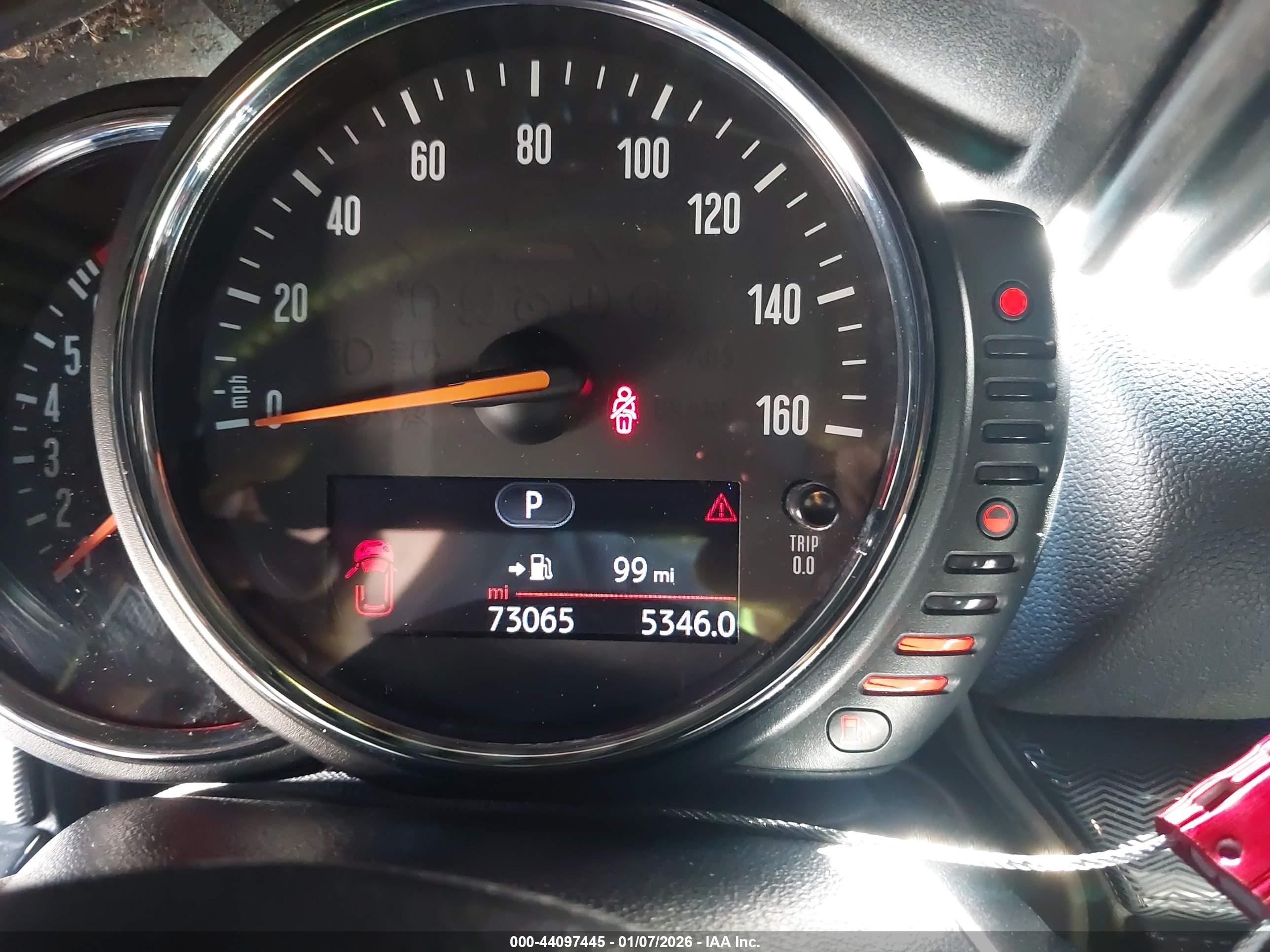 MINI CLUBMAN image 7