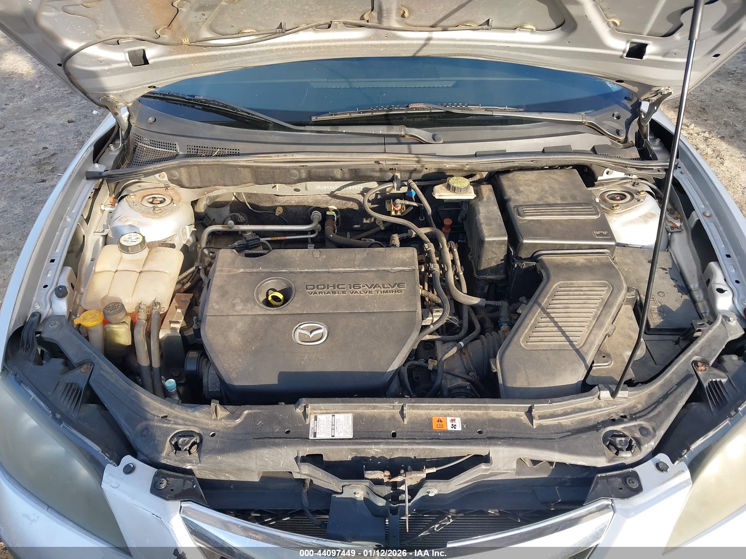 MAZDA MAZDA3 image 10