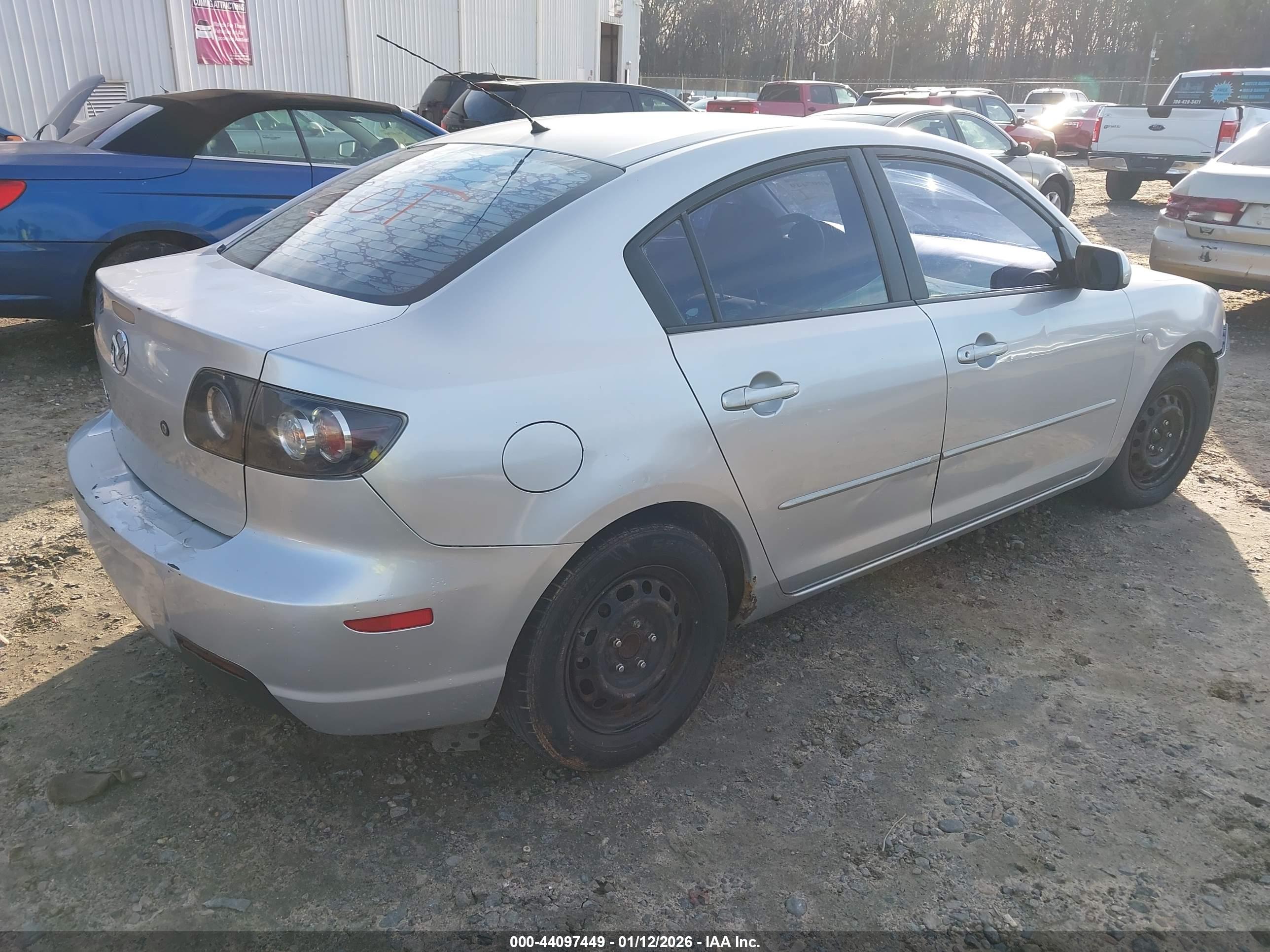 MAZDA MAZDA3 image 4