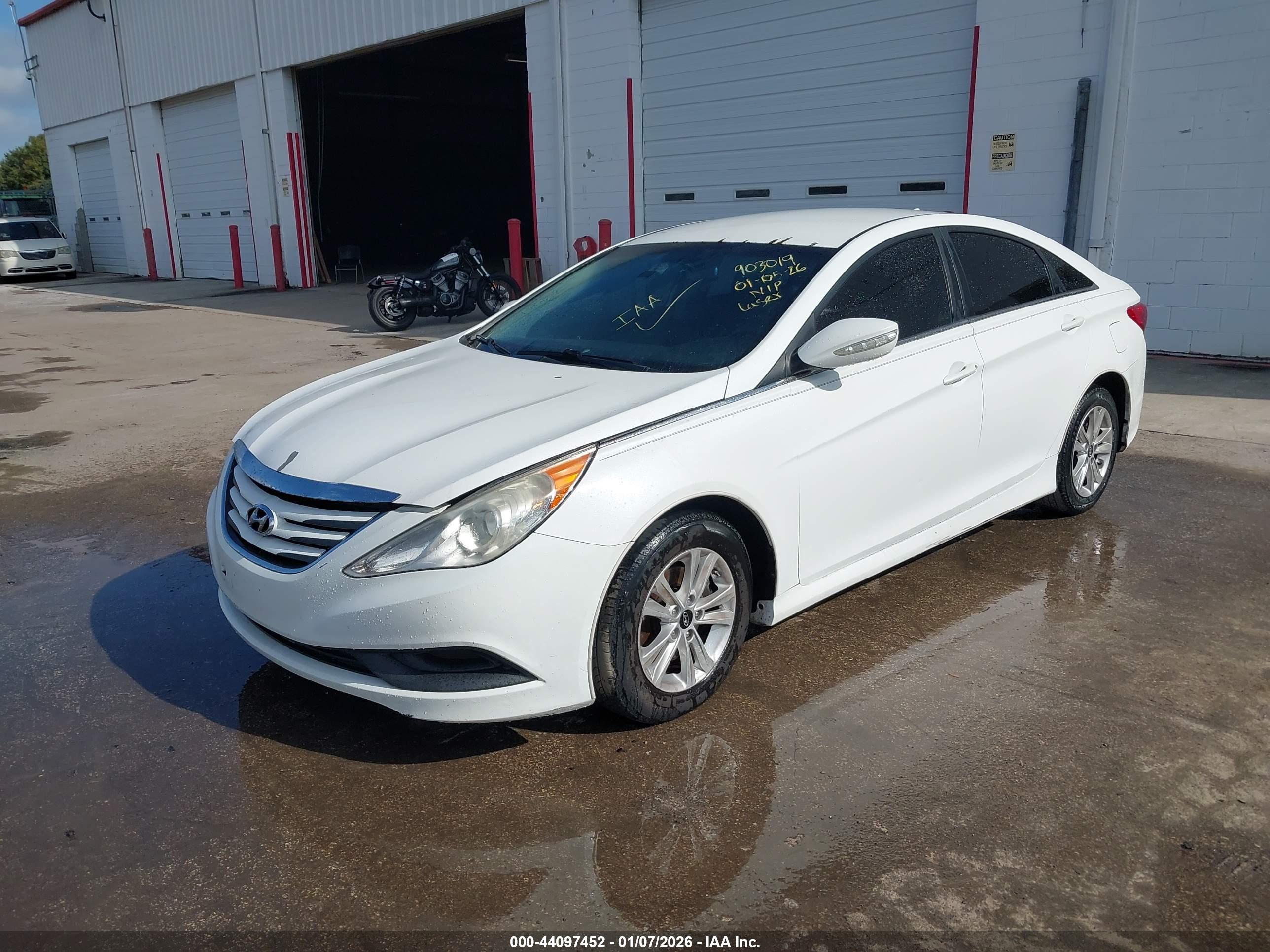 HYUNDAI SONATA image 2