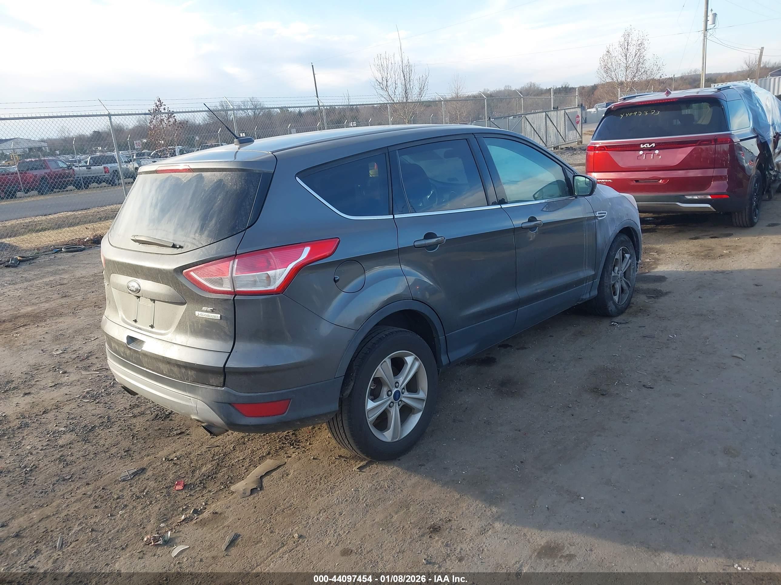 FORD ESCAPE image 4