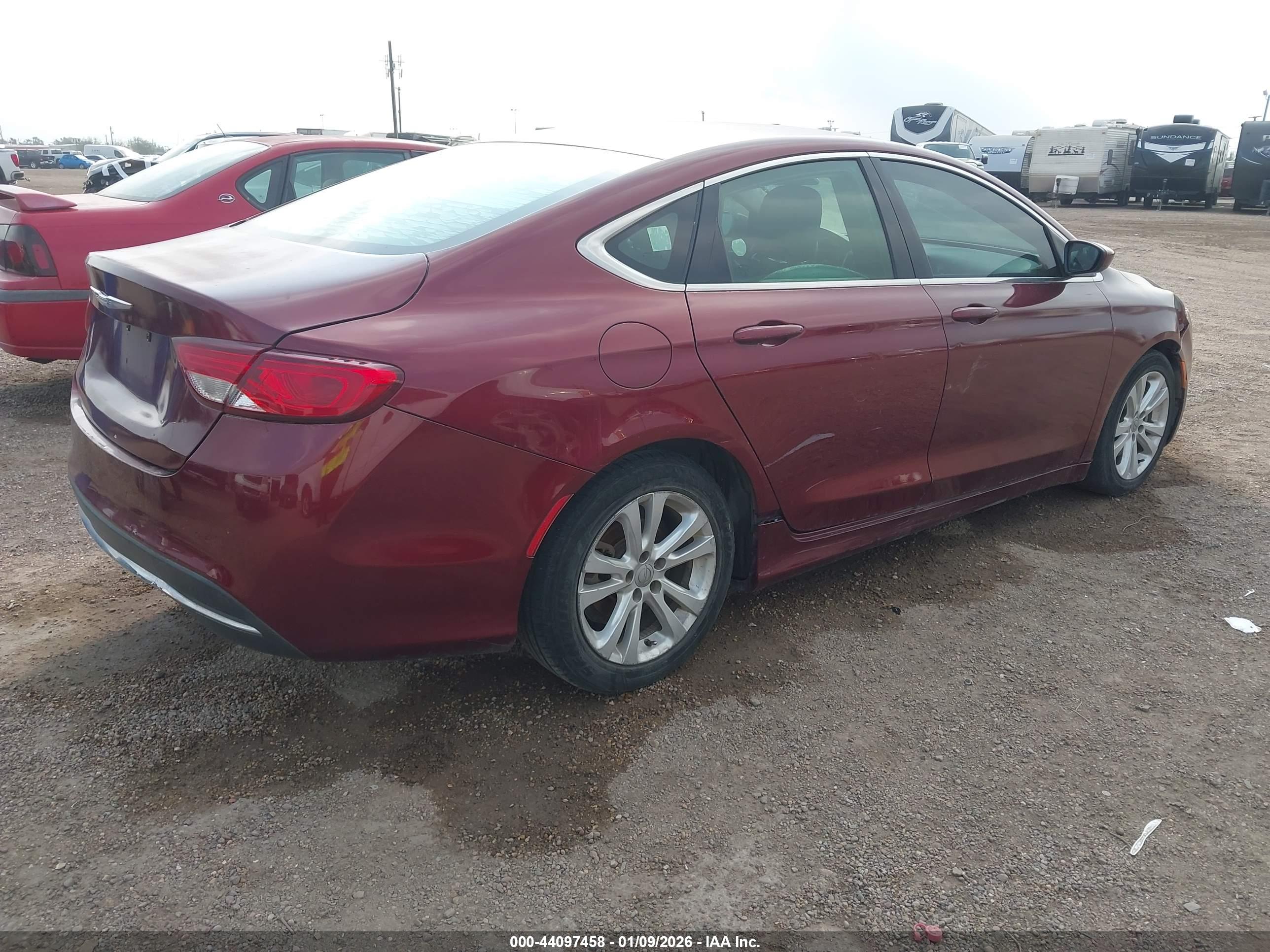 CHRYSLER 200 image 4