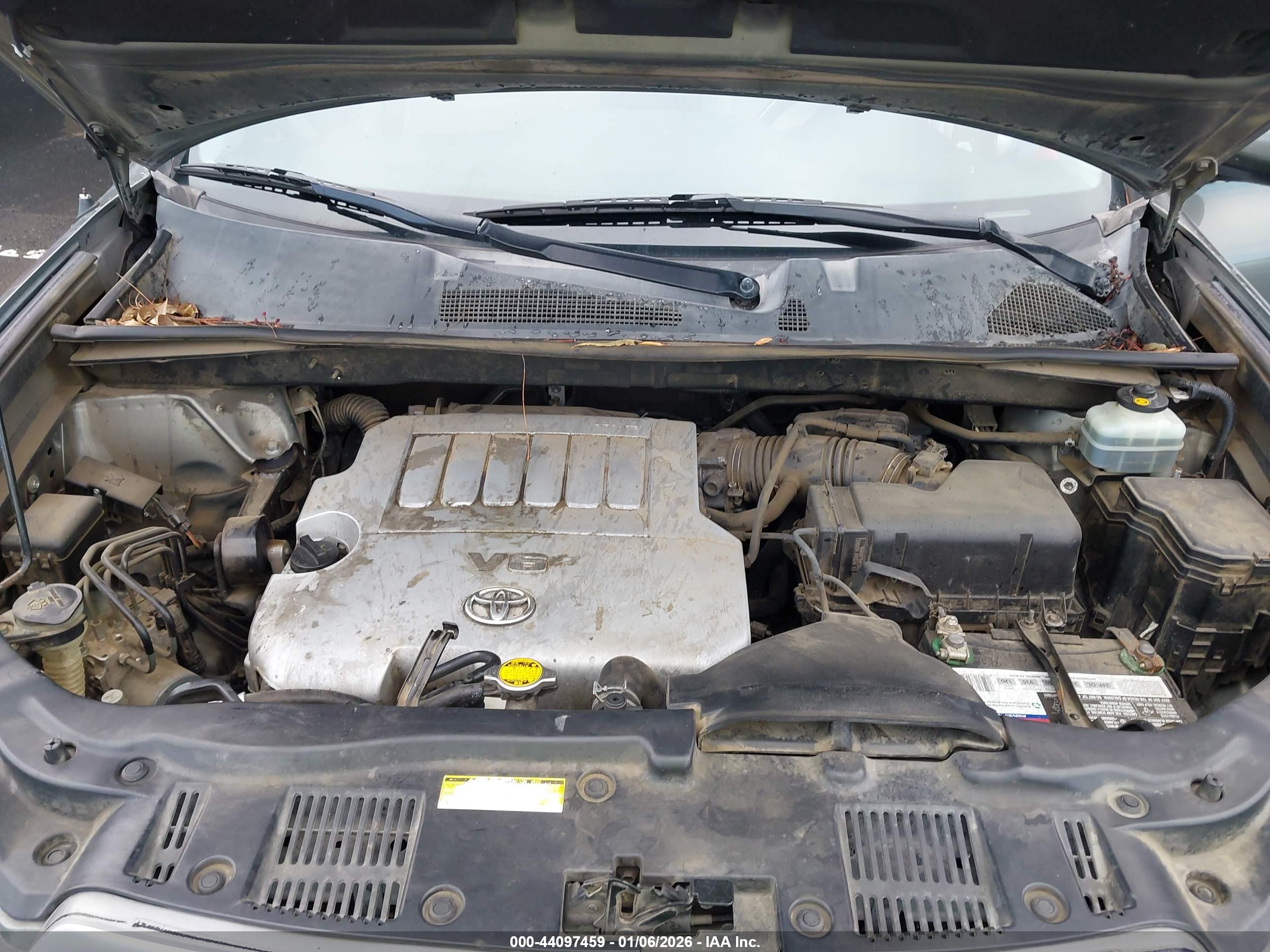 TOYOTA HIGHLANDER image 10