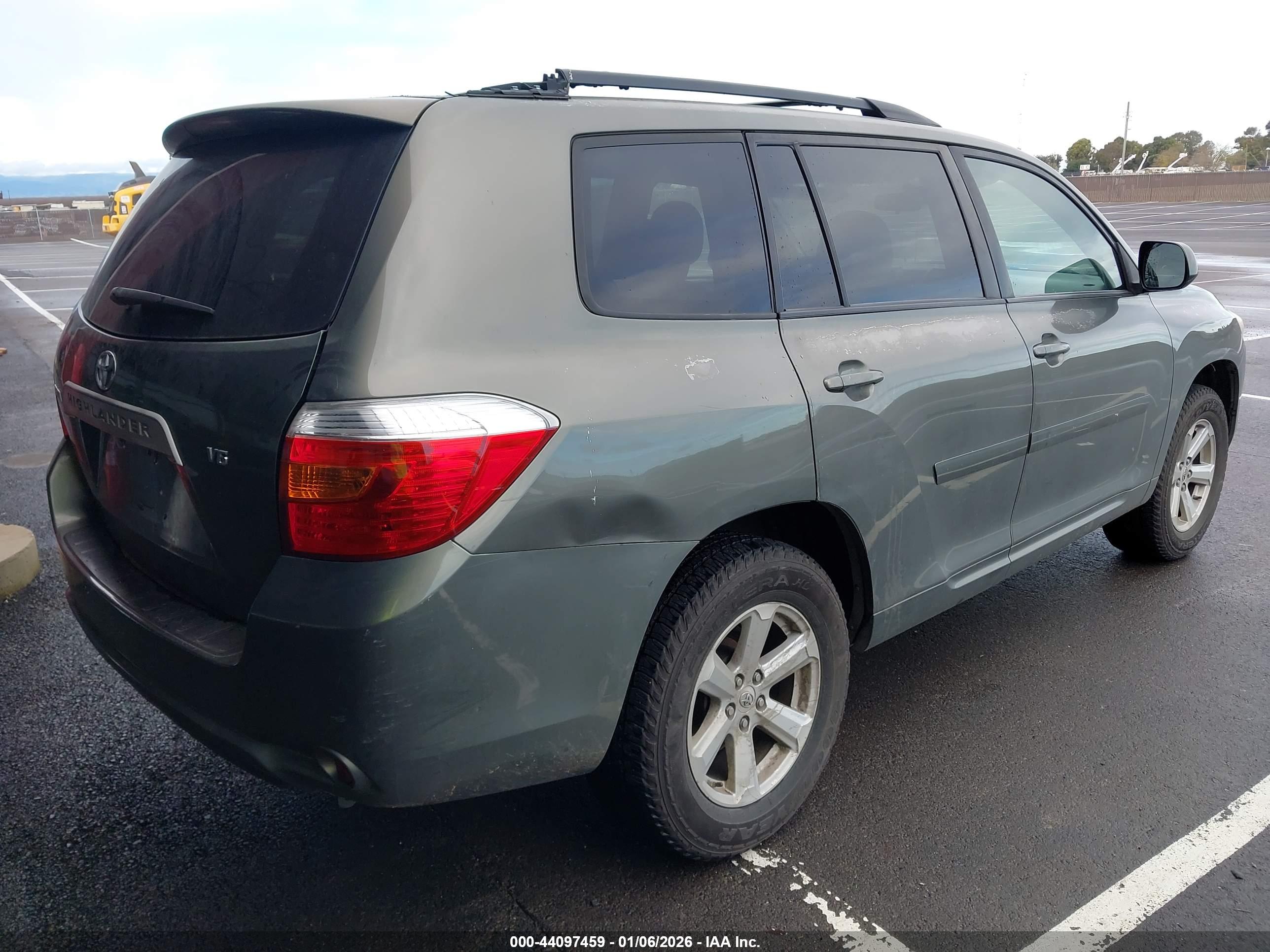 TOYOTA HIGHLANDER image 4