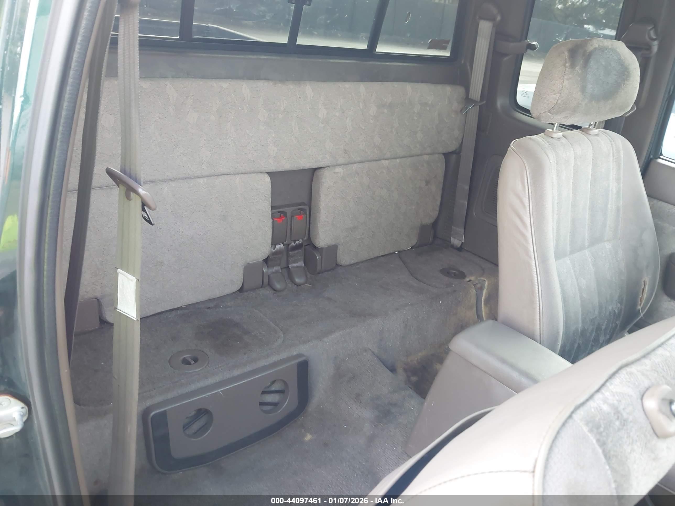 TOYOTA TACOMA image 8