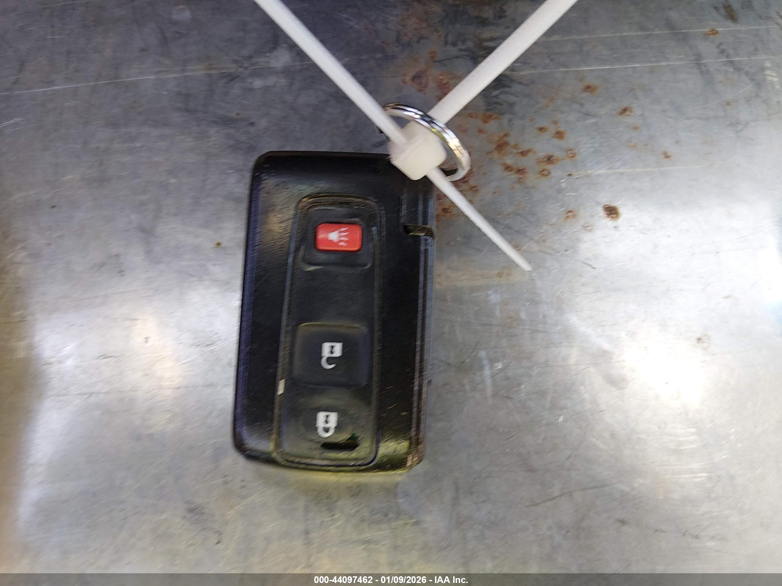 TOYOTA PRIUS image 11