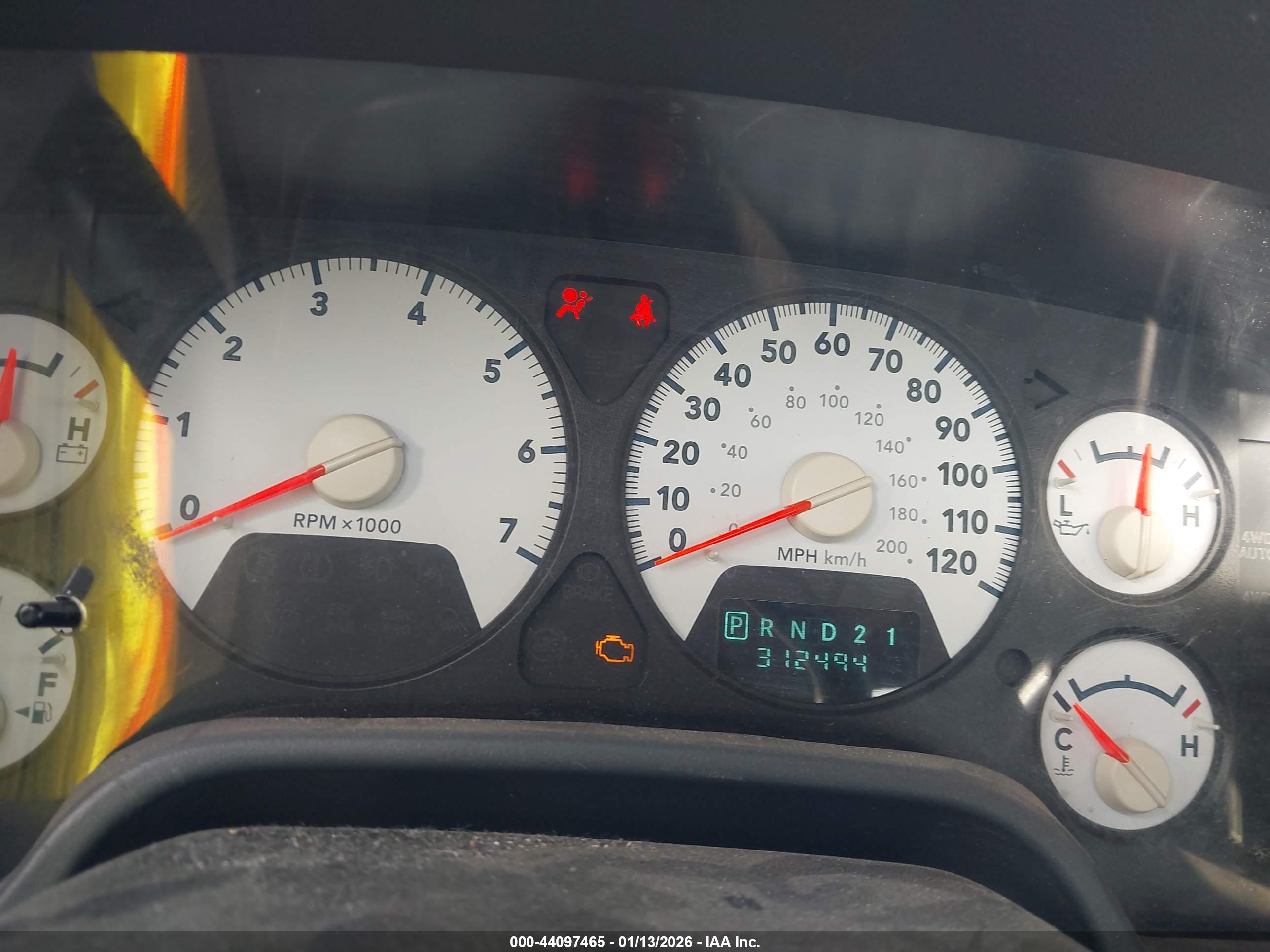 DODGE RAM image 7