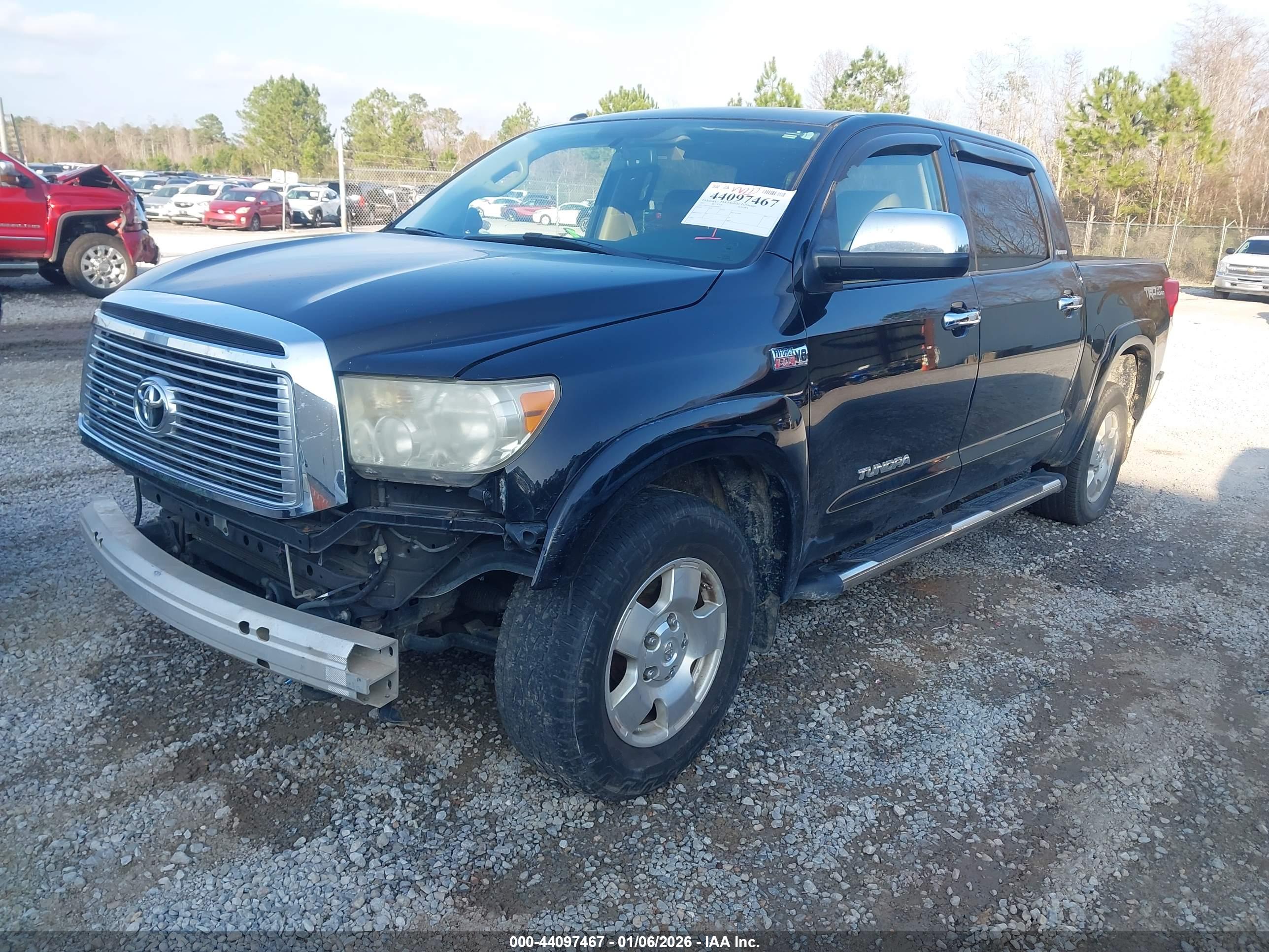 TOYOTA TUNDRA image 2