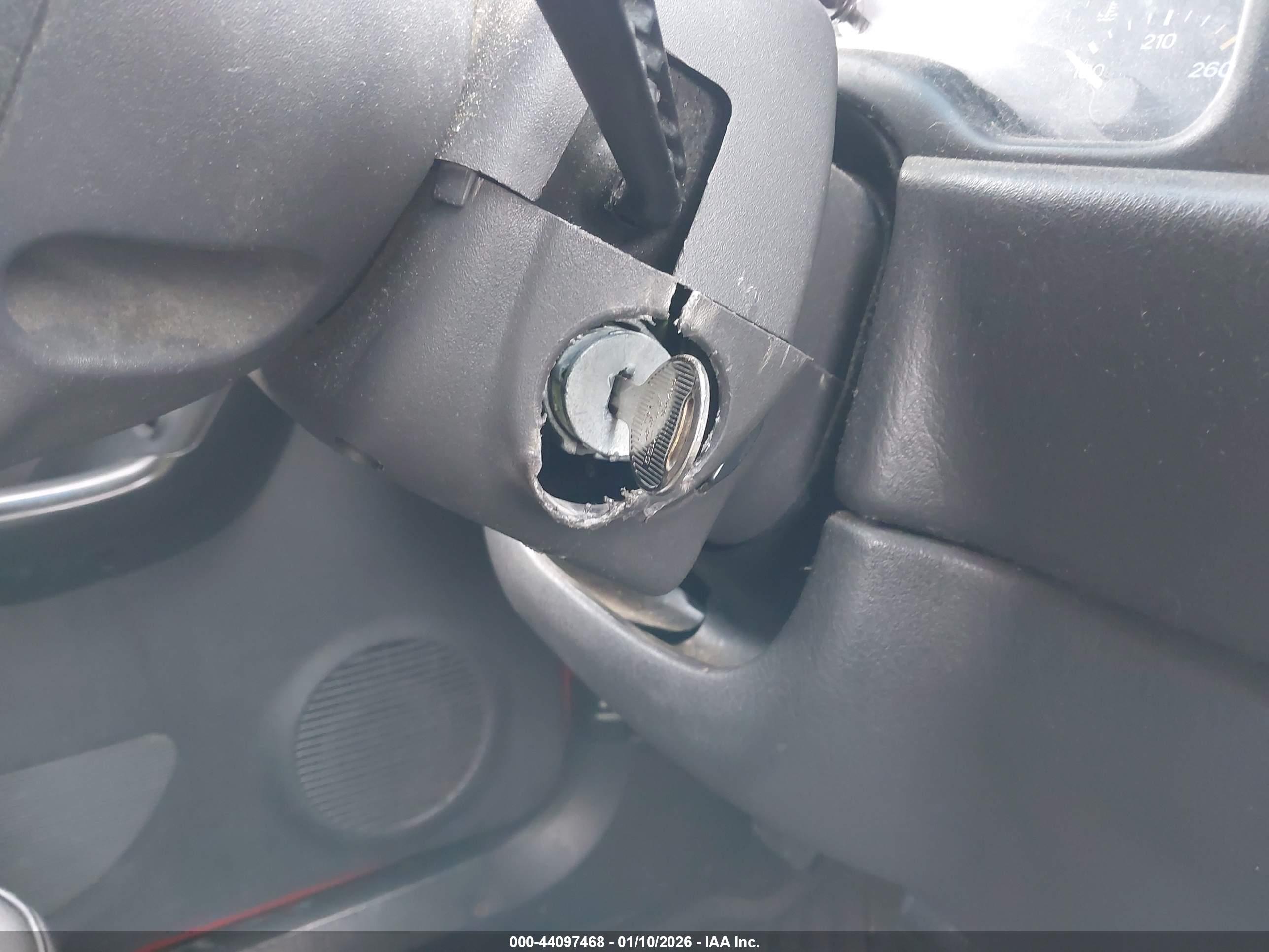 JEEP CHEROKEE image 11