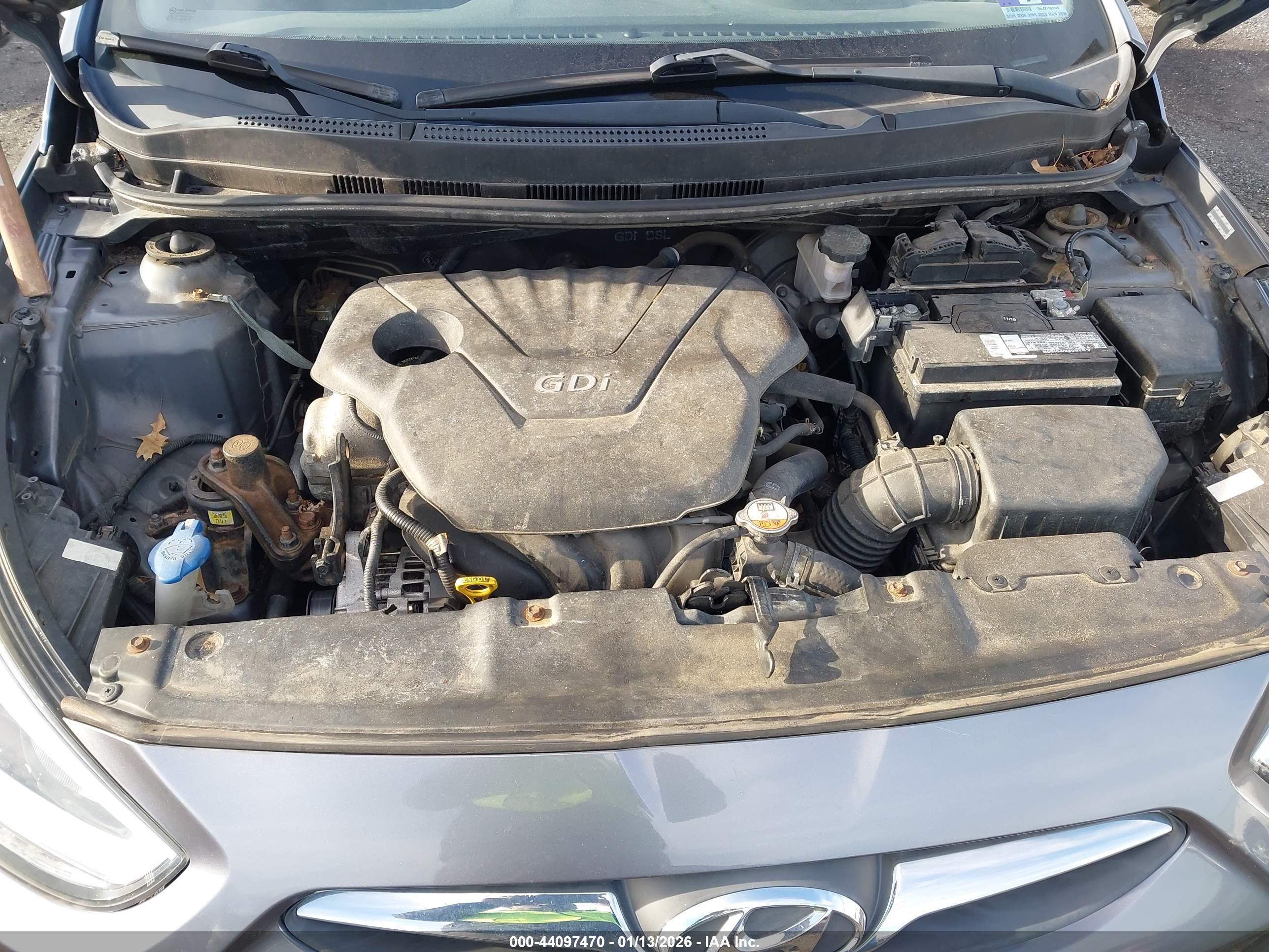 HYUNDAI ACCENT image 10