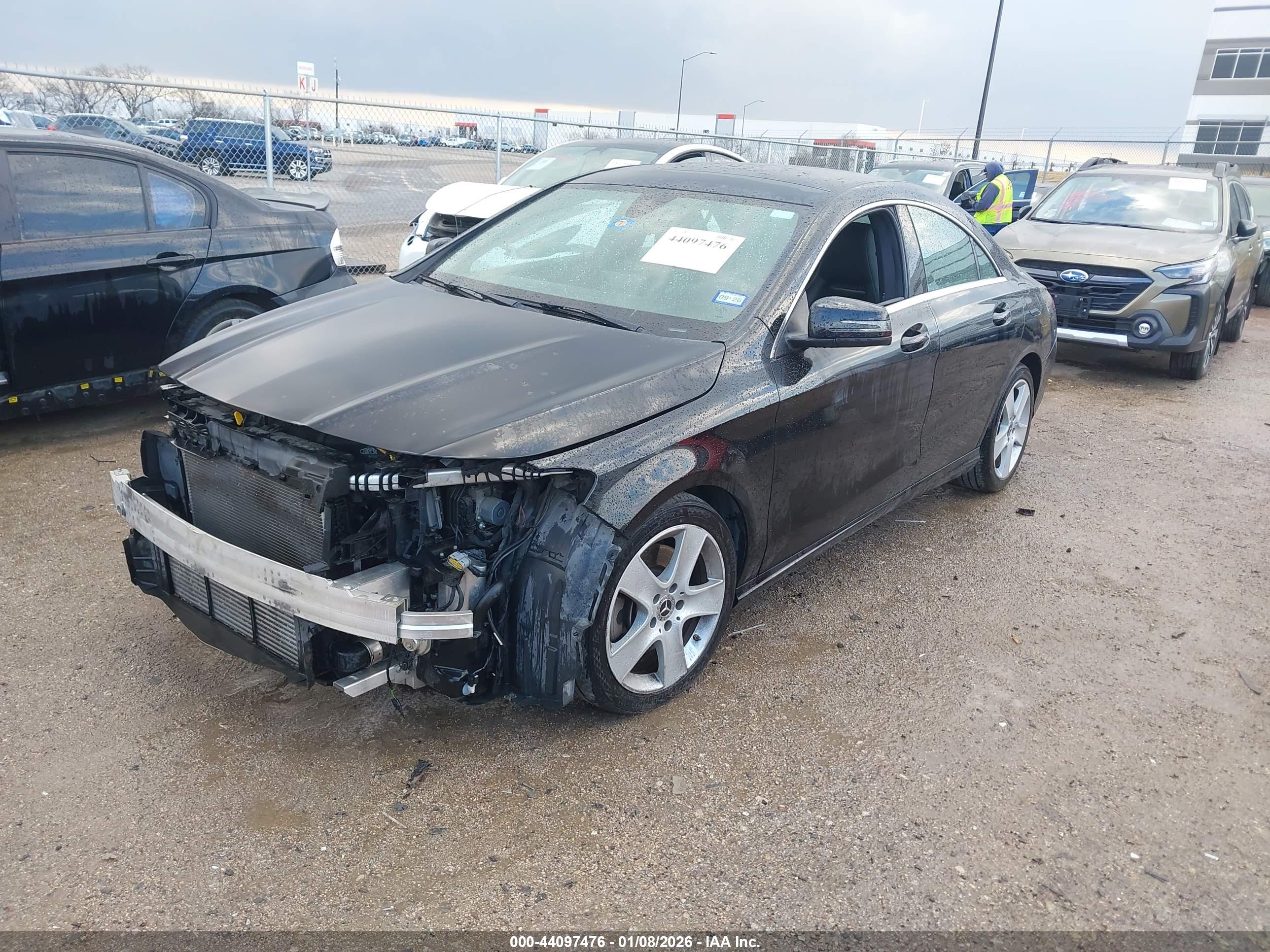MERCEDES-BENZ CLA image 2