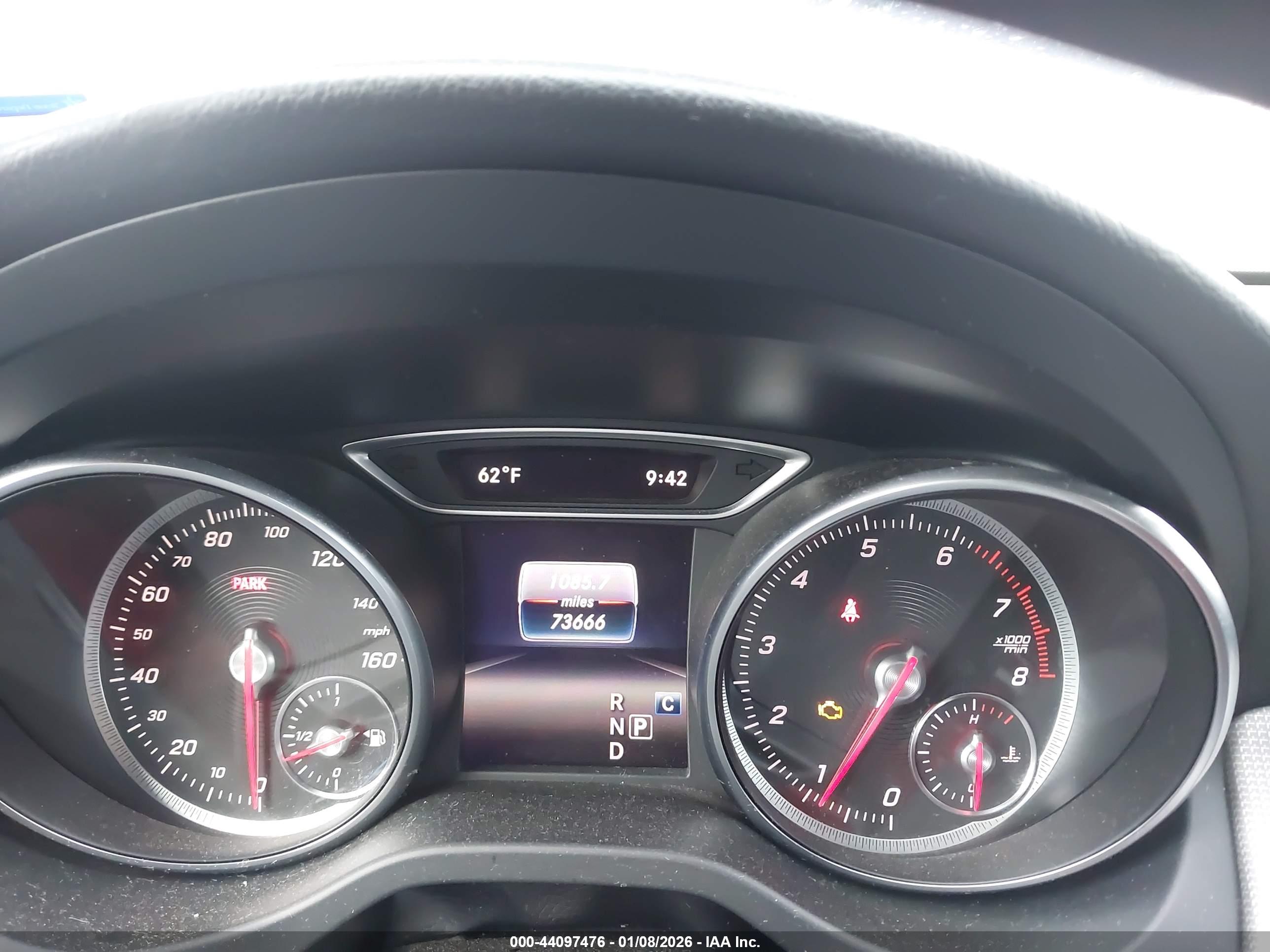 MERCEDES-BENZ CLA image 7