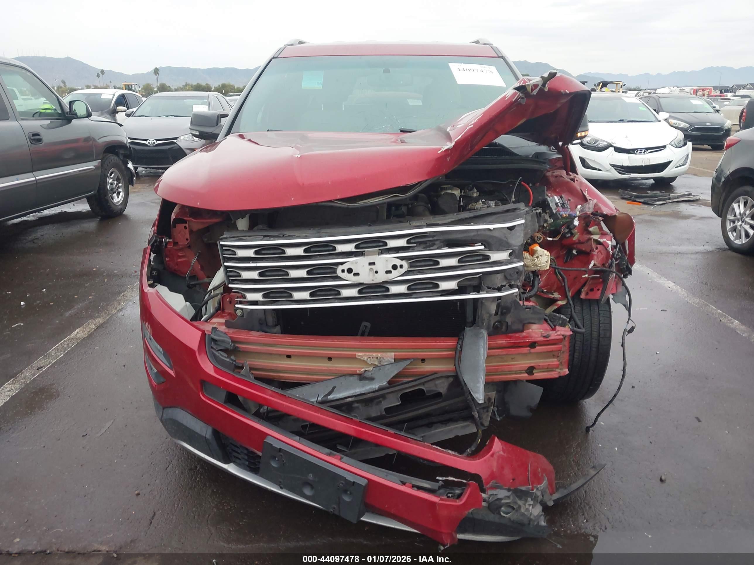 FORD EXPLORER image 6
