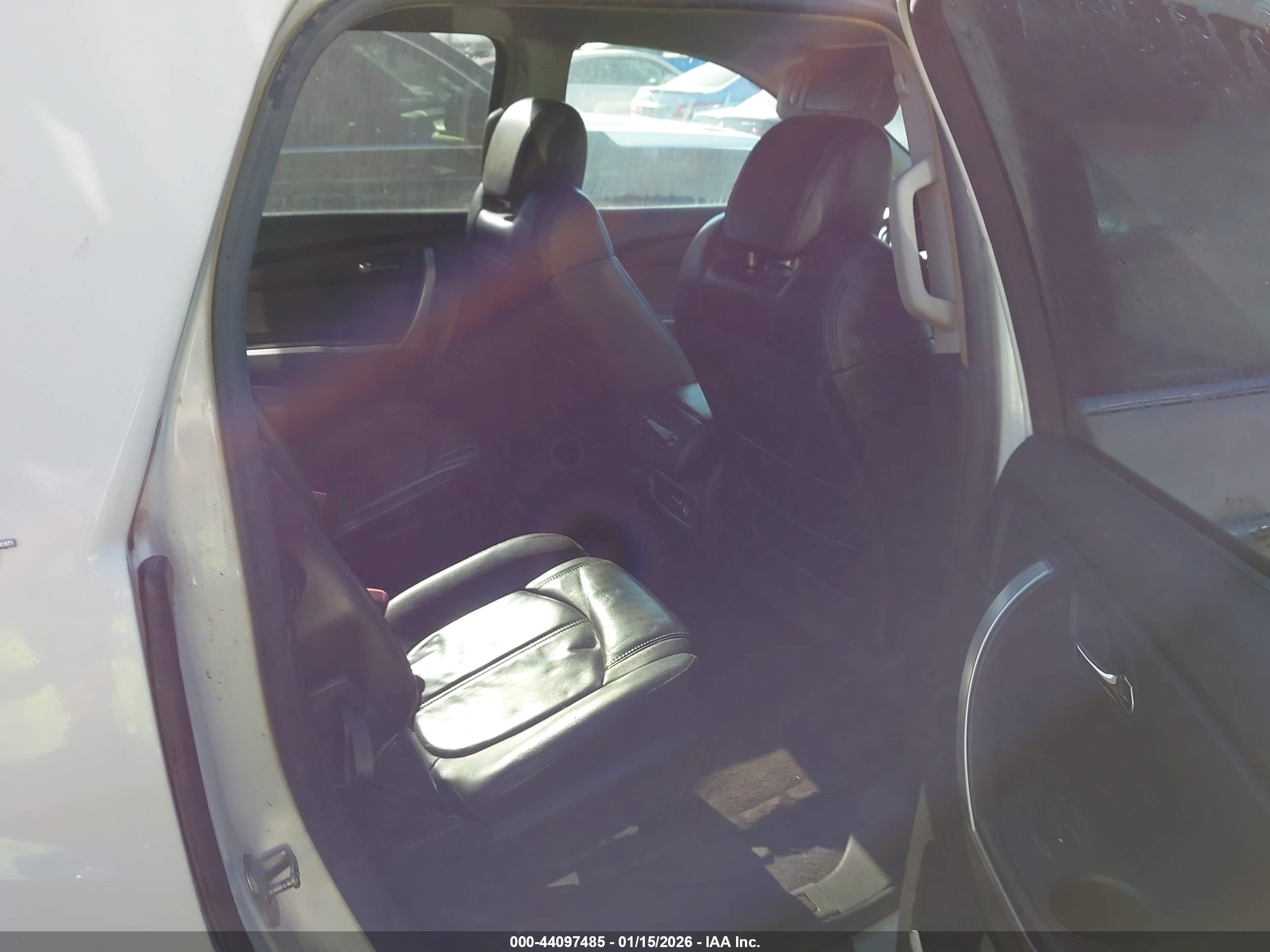 GMC ACADIA image 8