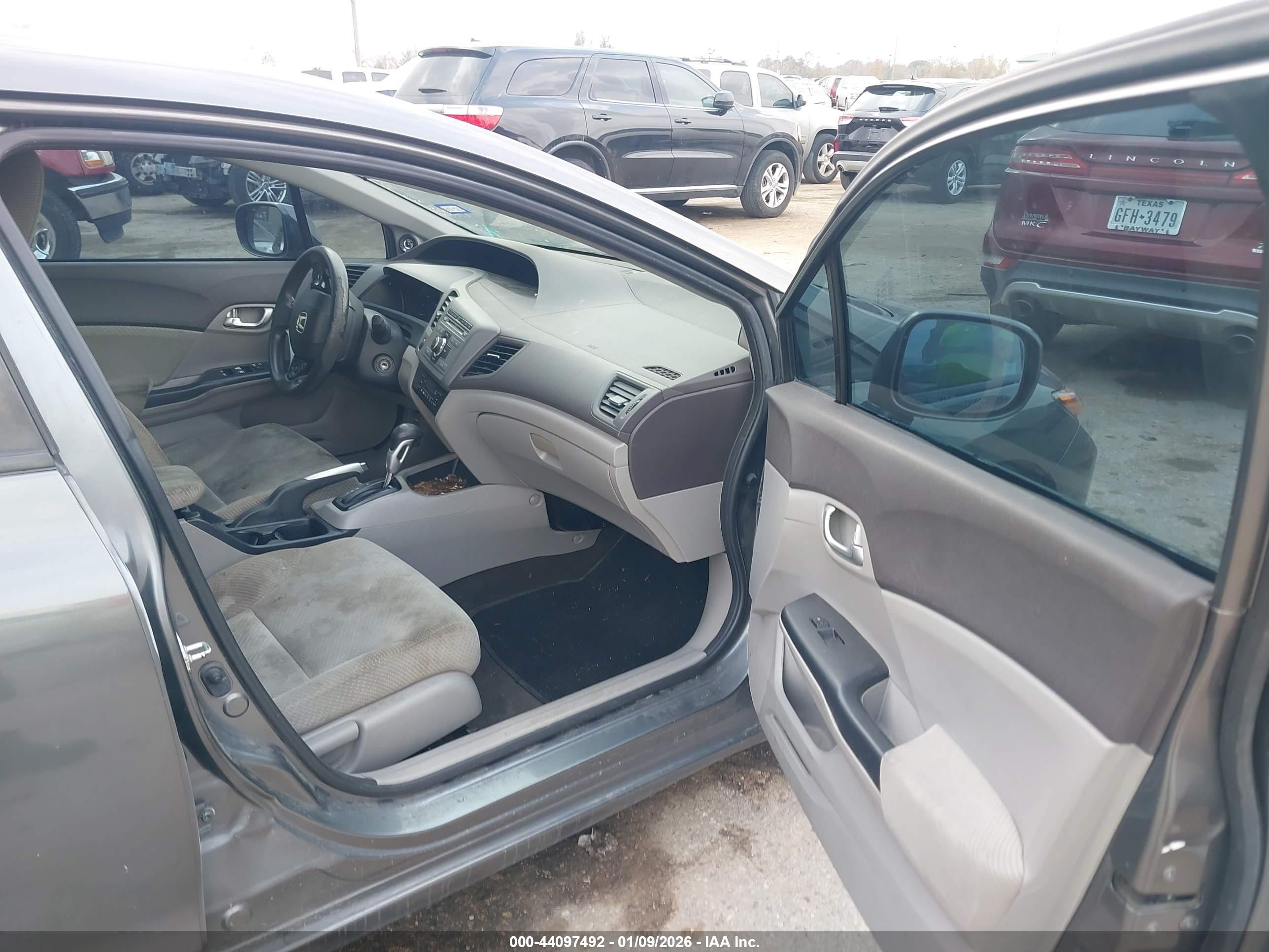 HONDA CIVIC image 5