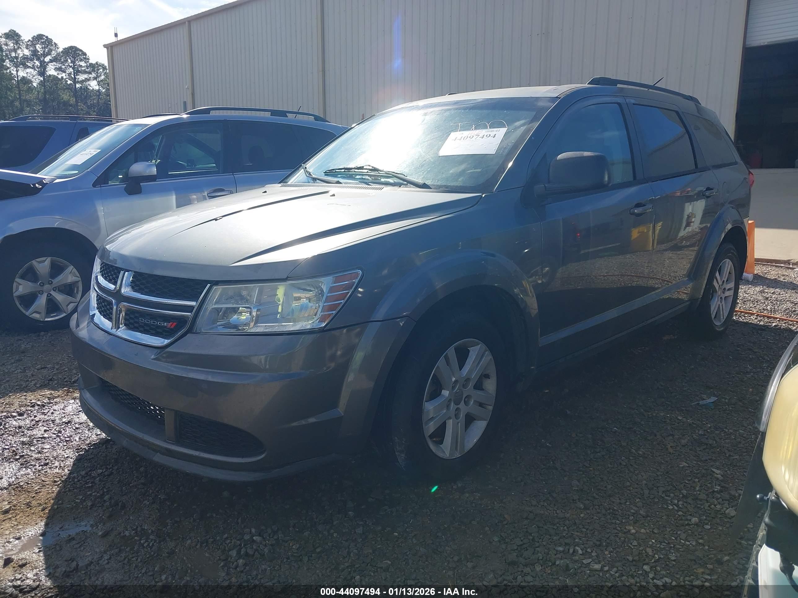 DODGE JOURNEY image 2