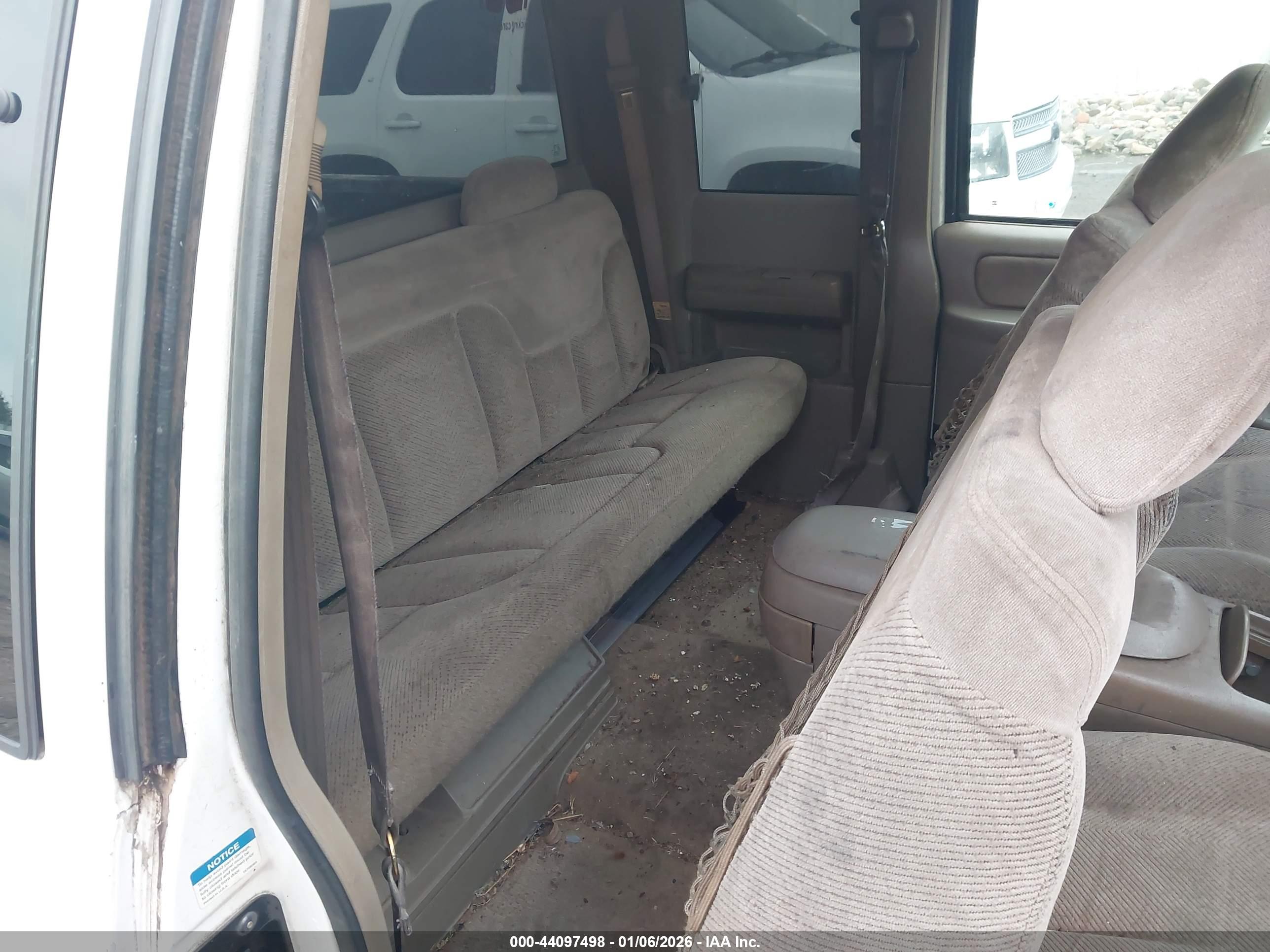 CHEVROLET K1500 image 8