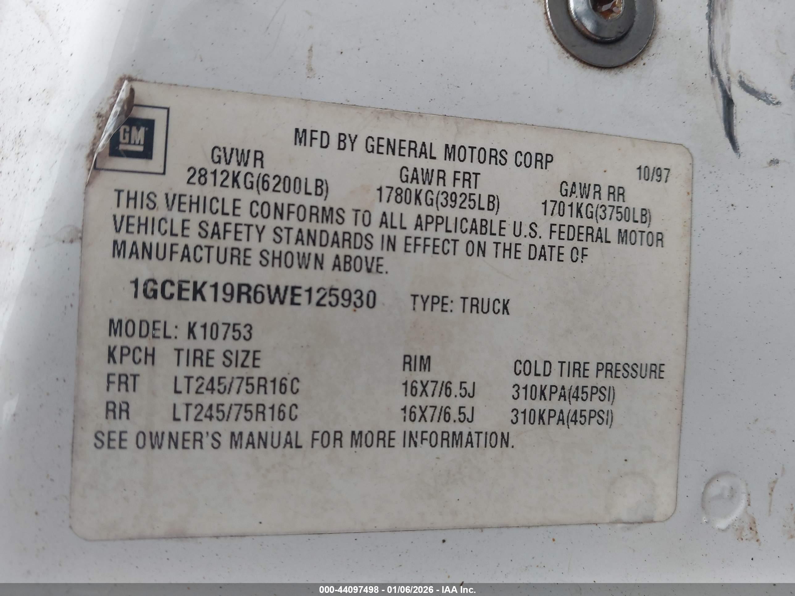 CHEVROLET K1500 image 9