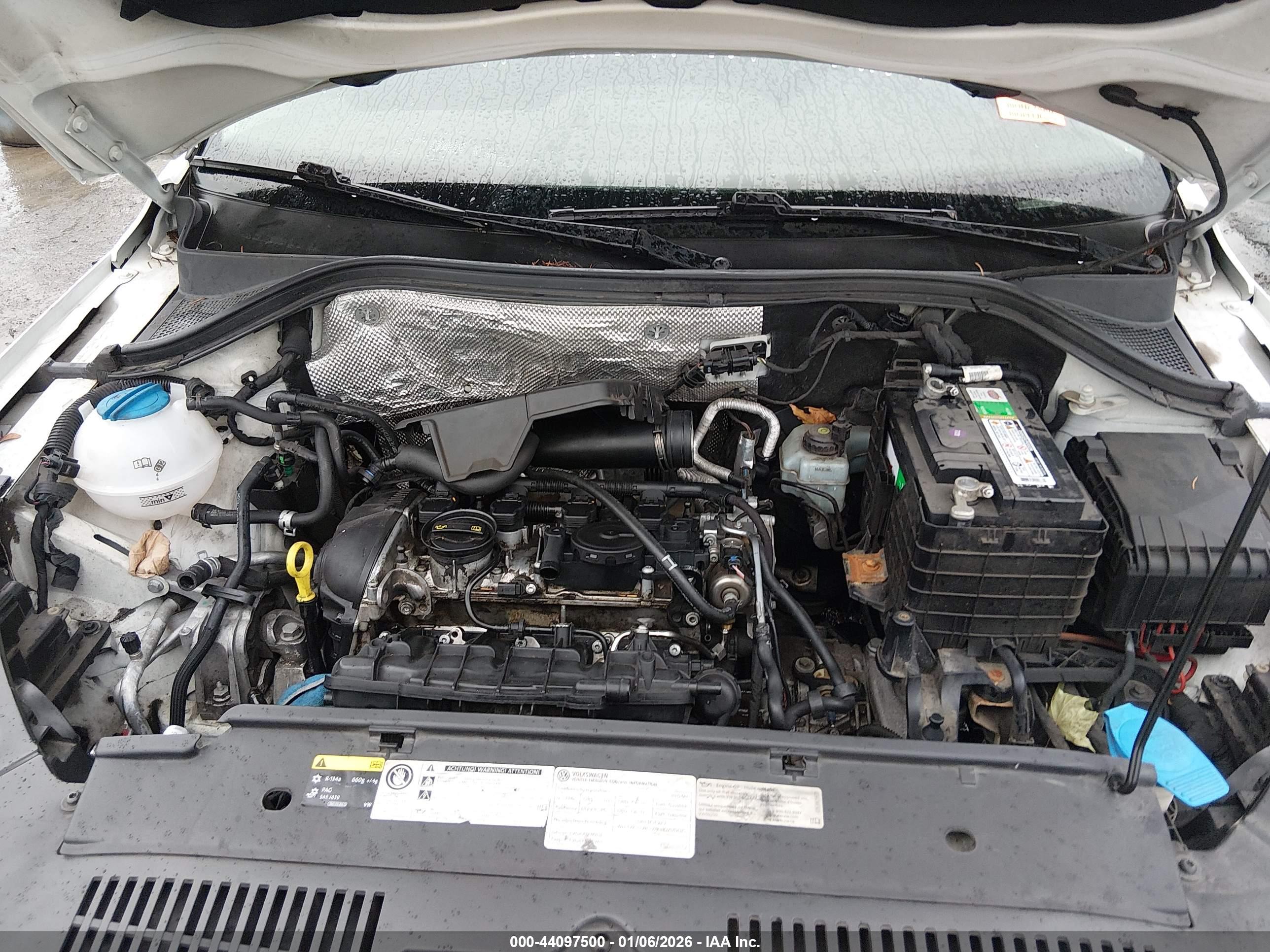 VOLKSWAGEN TIGUAN image 10