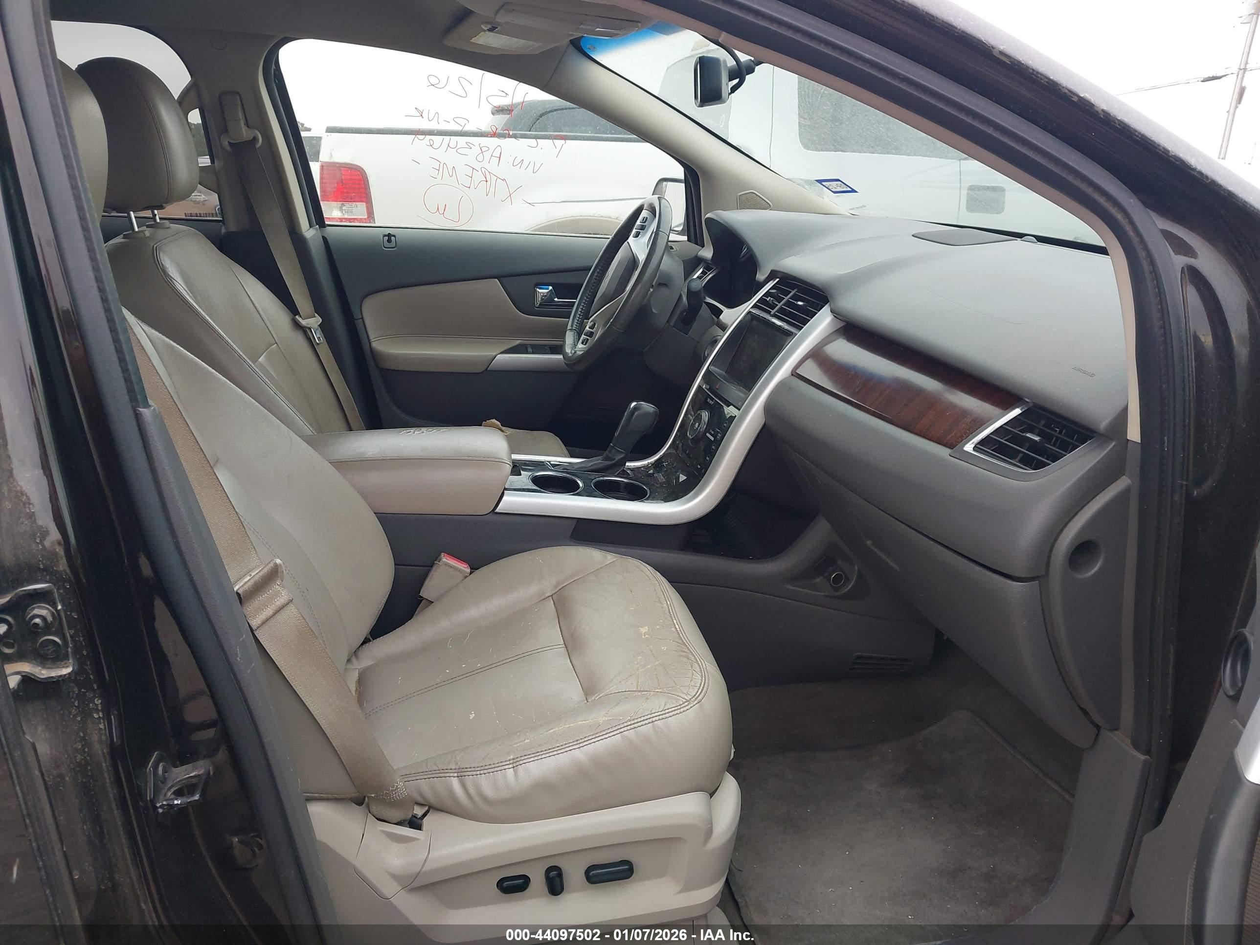 FORD EDGE image 5
