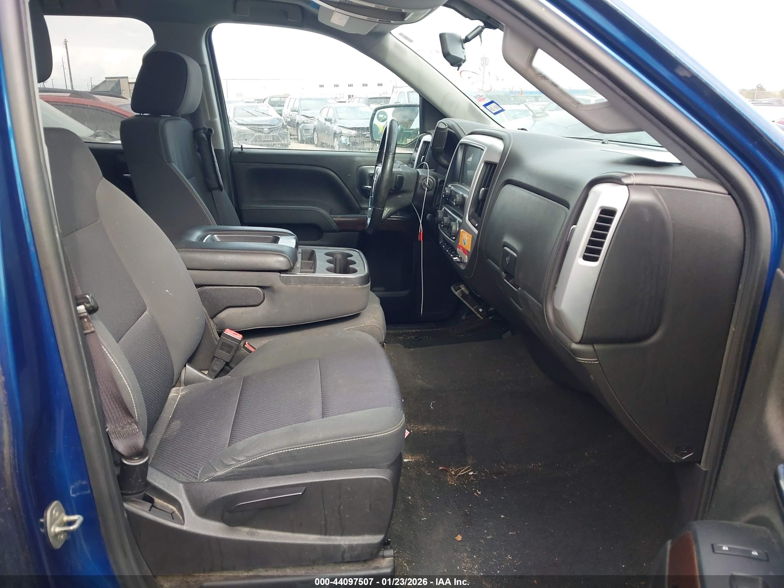 GMC SIERRA image 5