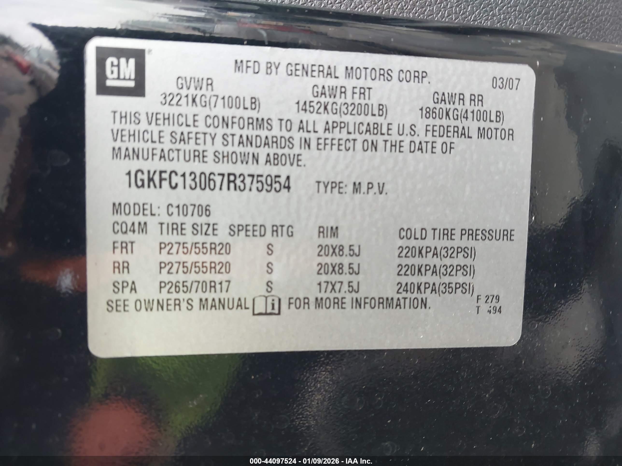 GMC YUKON image 9