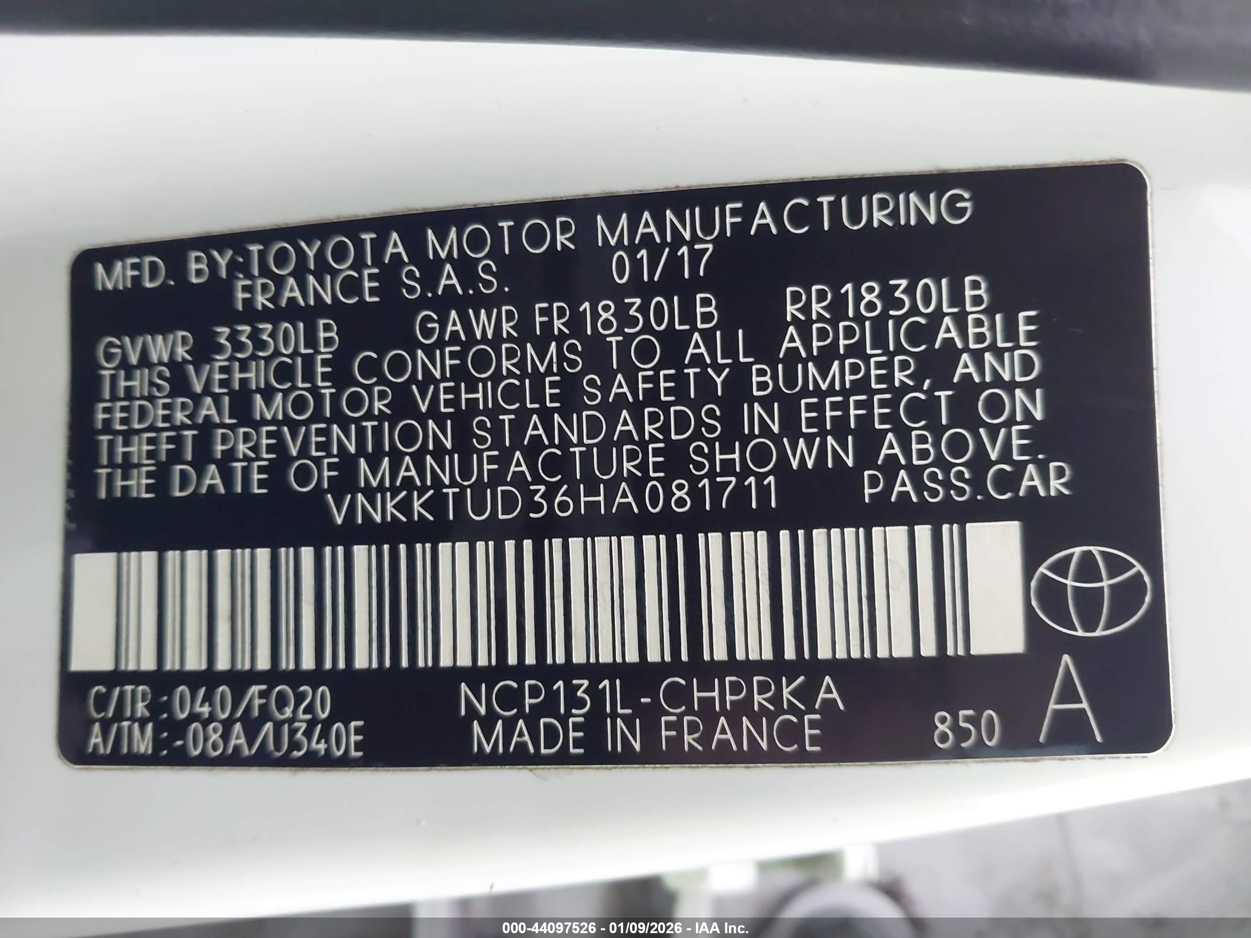 TOYOTA YARIS image 9