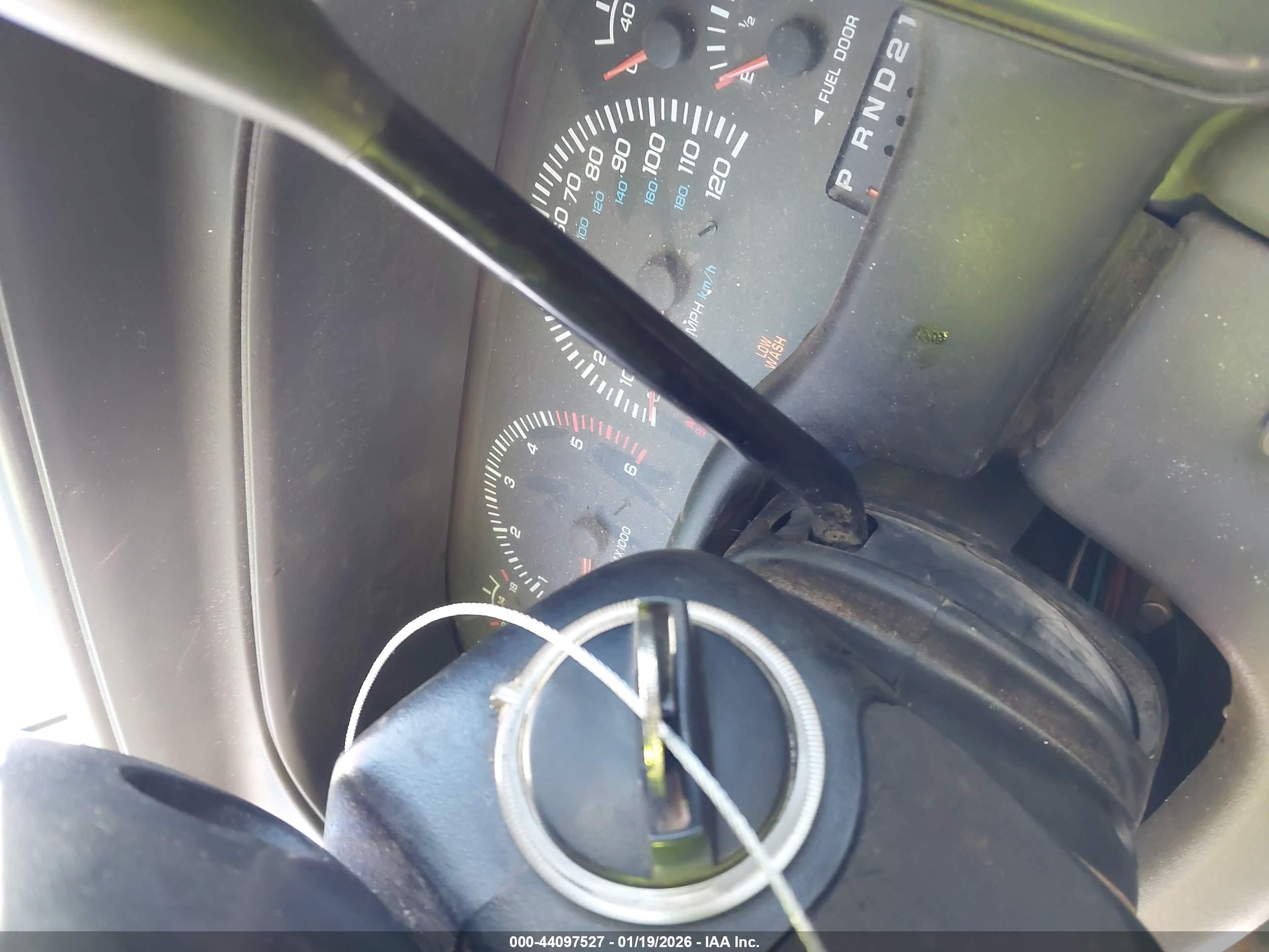 DODGE DAKOTA image 11