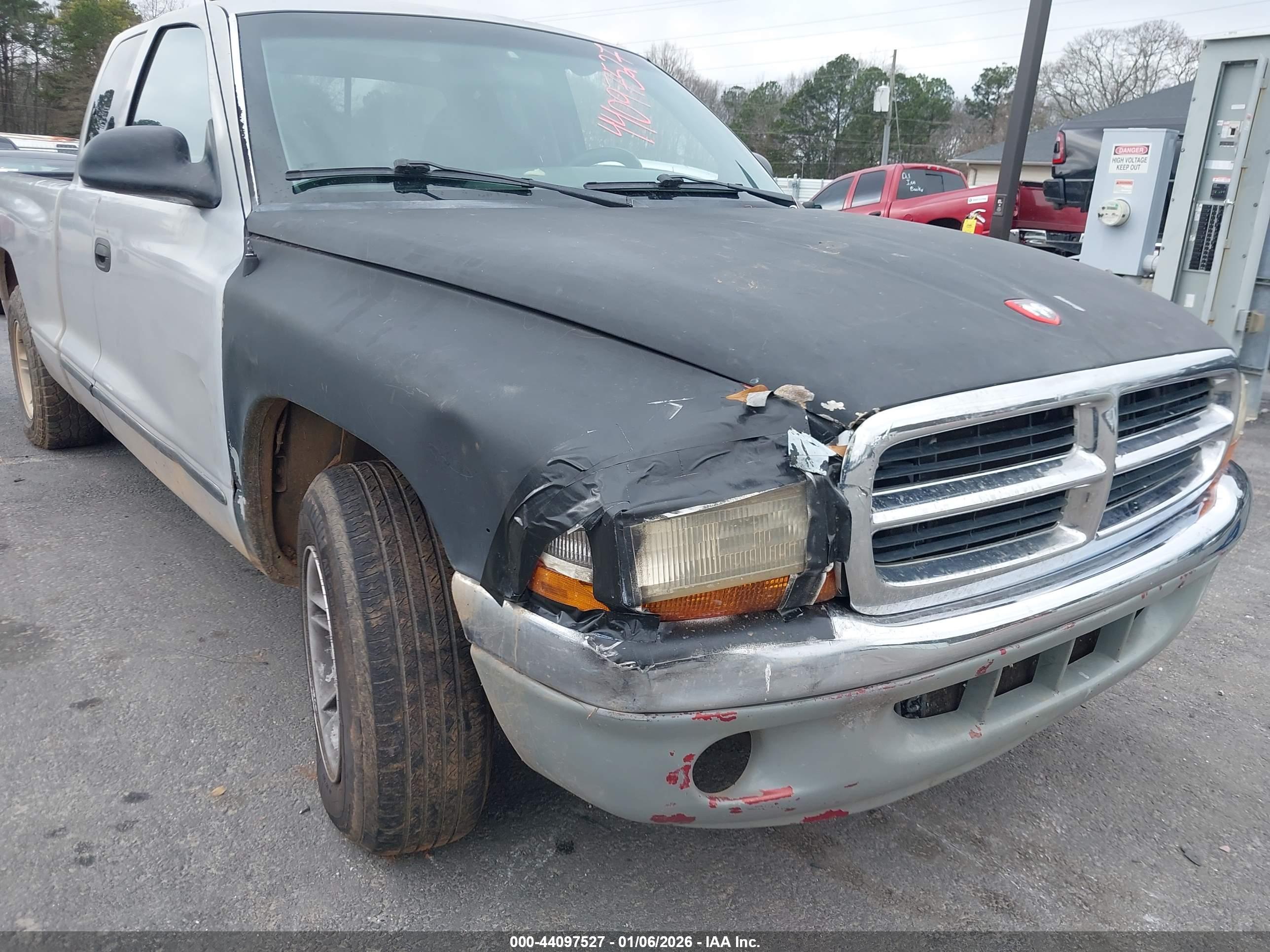 DODGE DAKOTA image 6