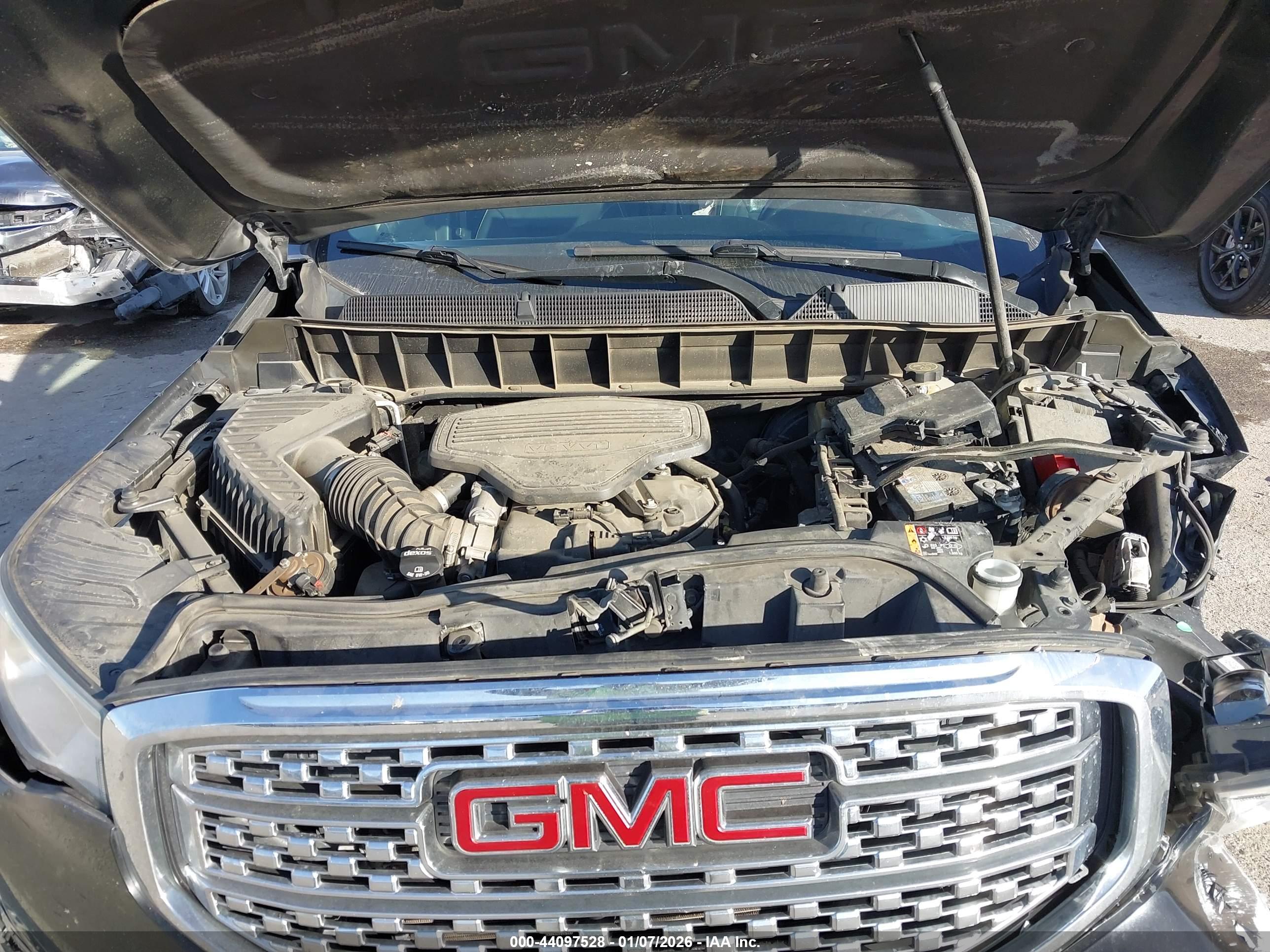 GMC ACADIA image 10