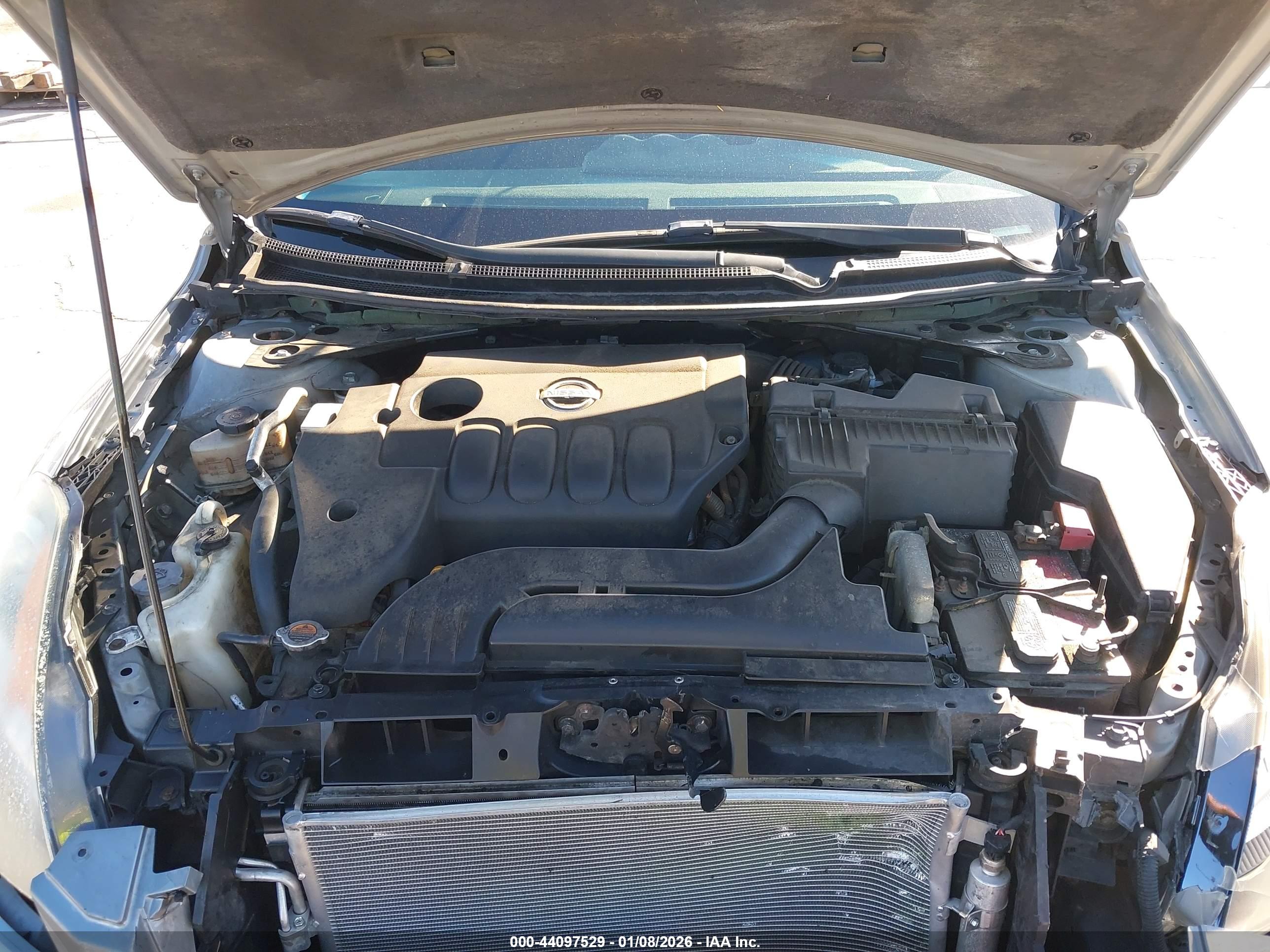 NISSAN ALTIMA image 10