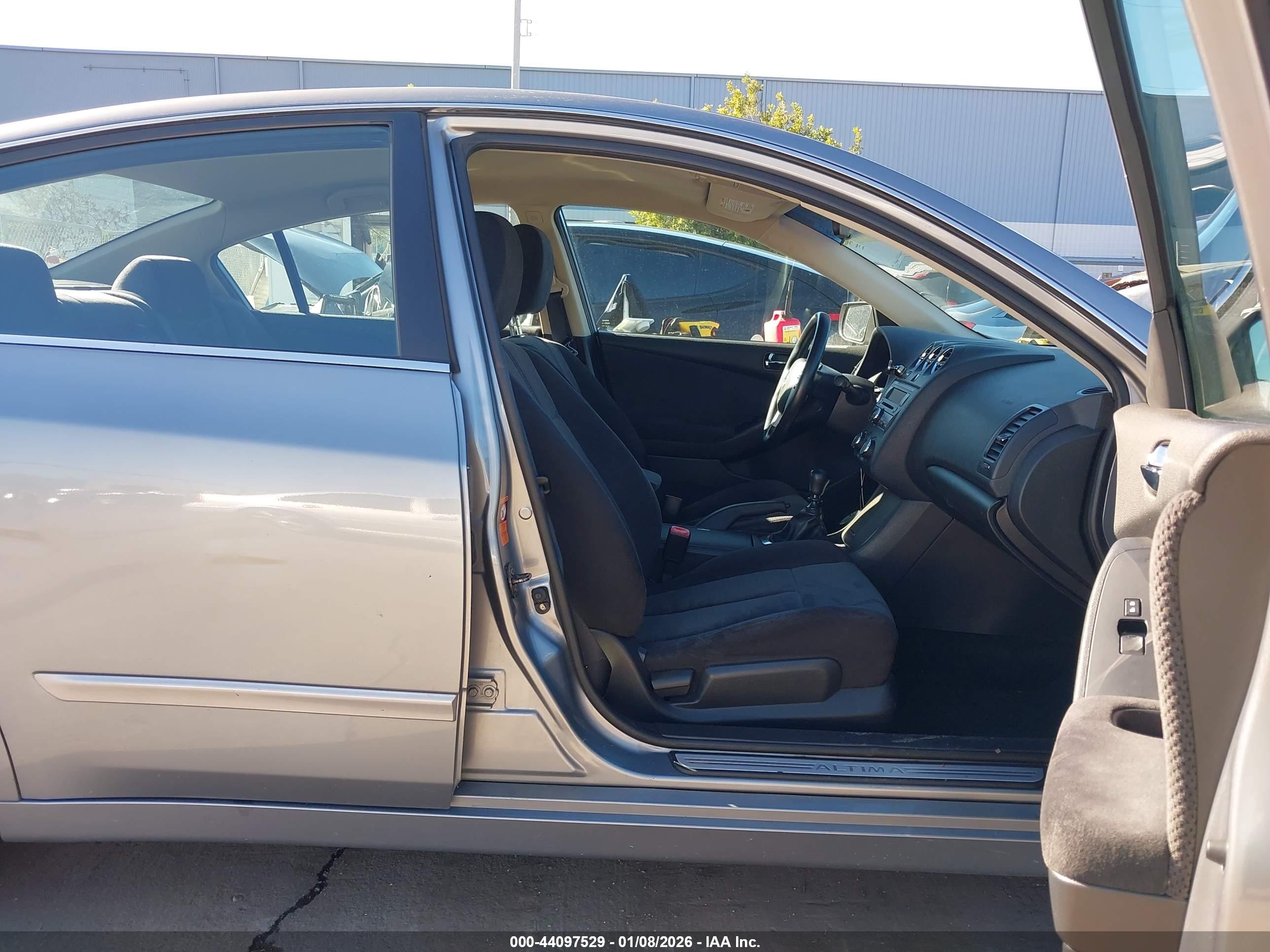 NISSAN ALTIMA image 5