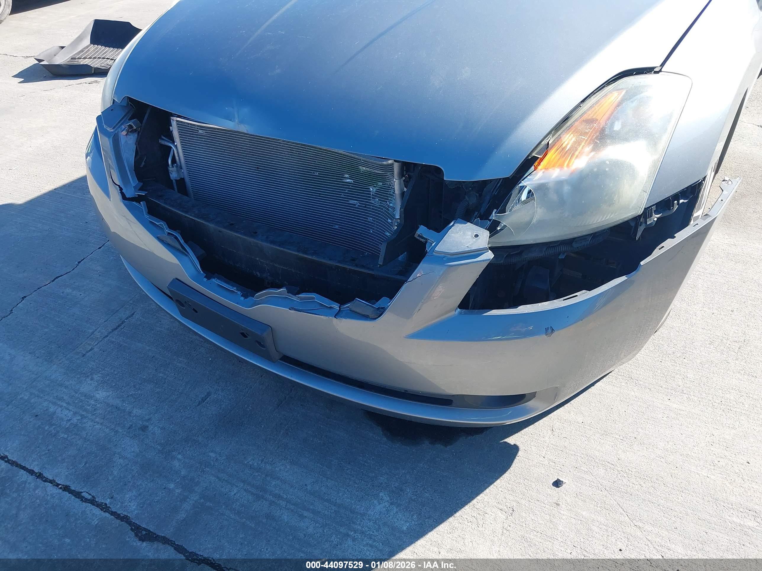 NISSAN ALTIMA image 6
